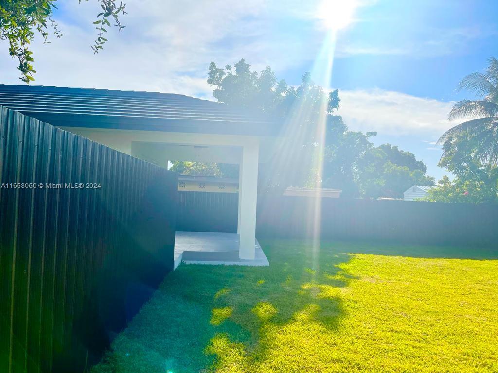 6331 SW 23rd St # 6331