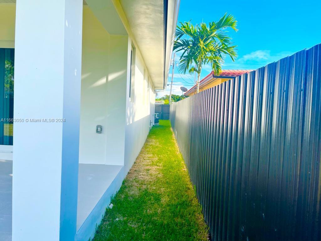 6331 SW 23rd St # 6331