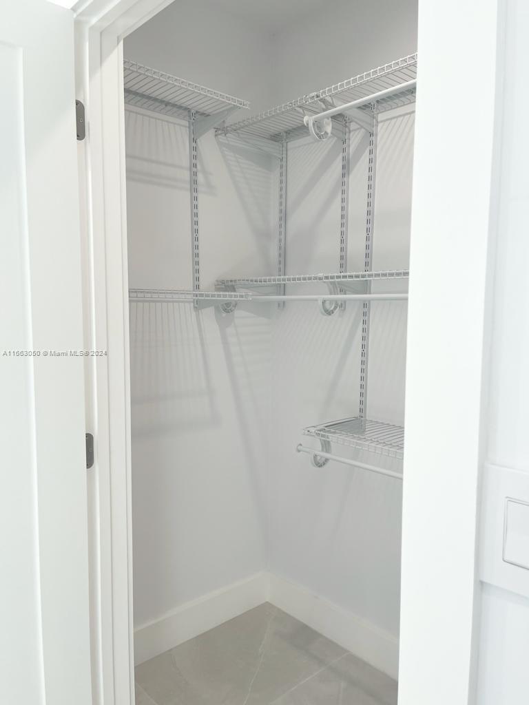 6331 SW 23rd St # 6331