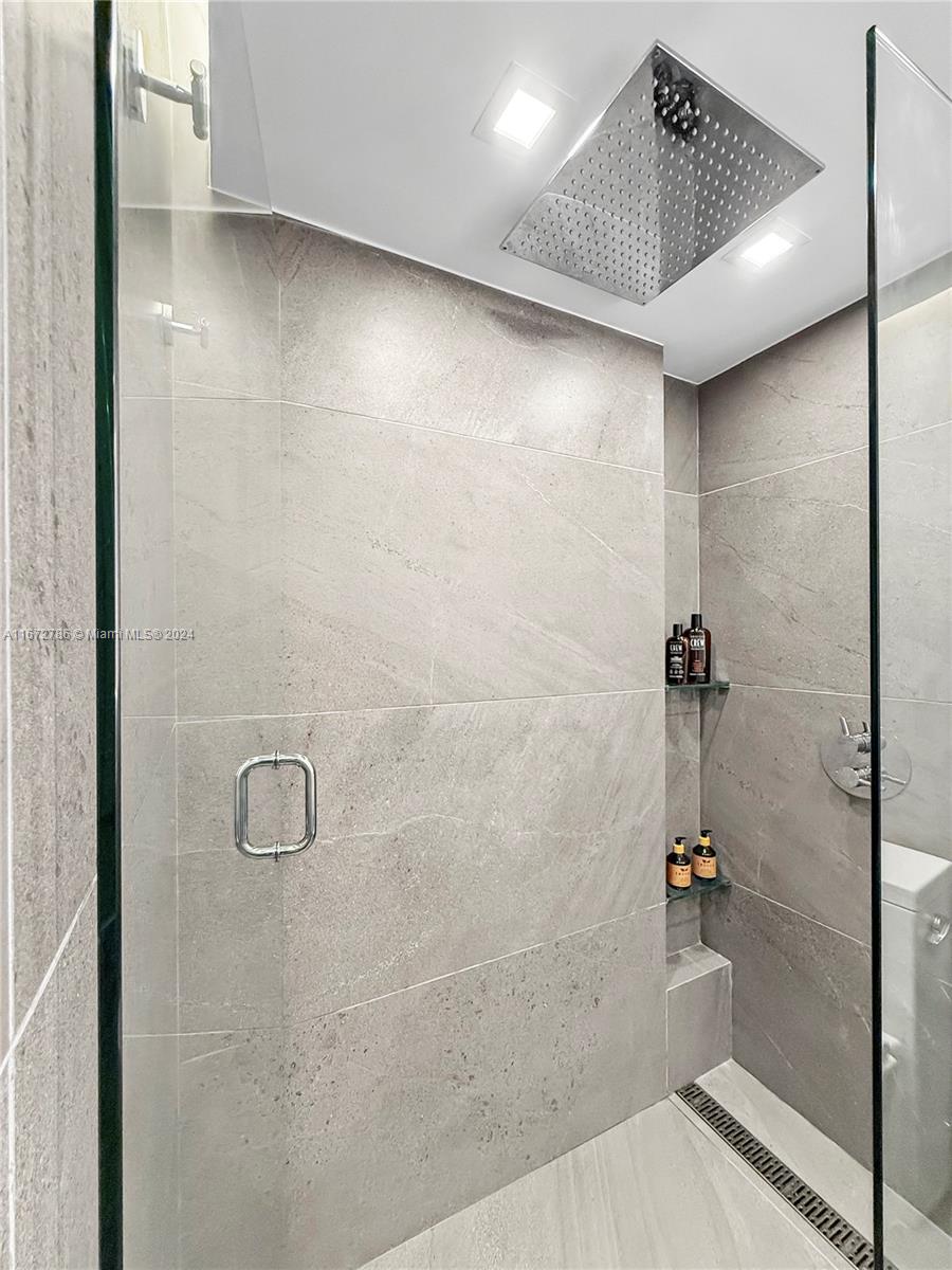 650 West Ave # 2610