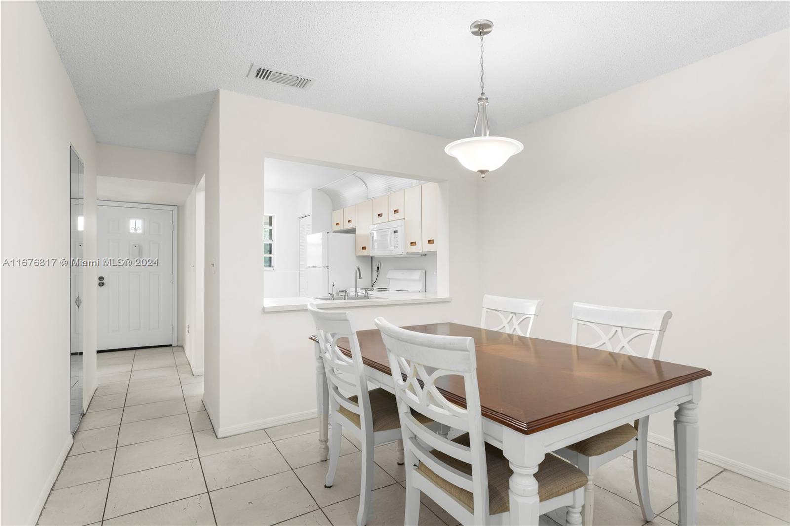 434 NE 210th Circle Terrace # 4A Unit: 207-4A