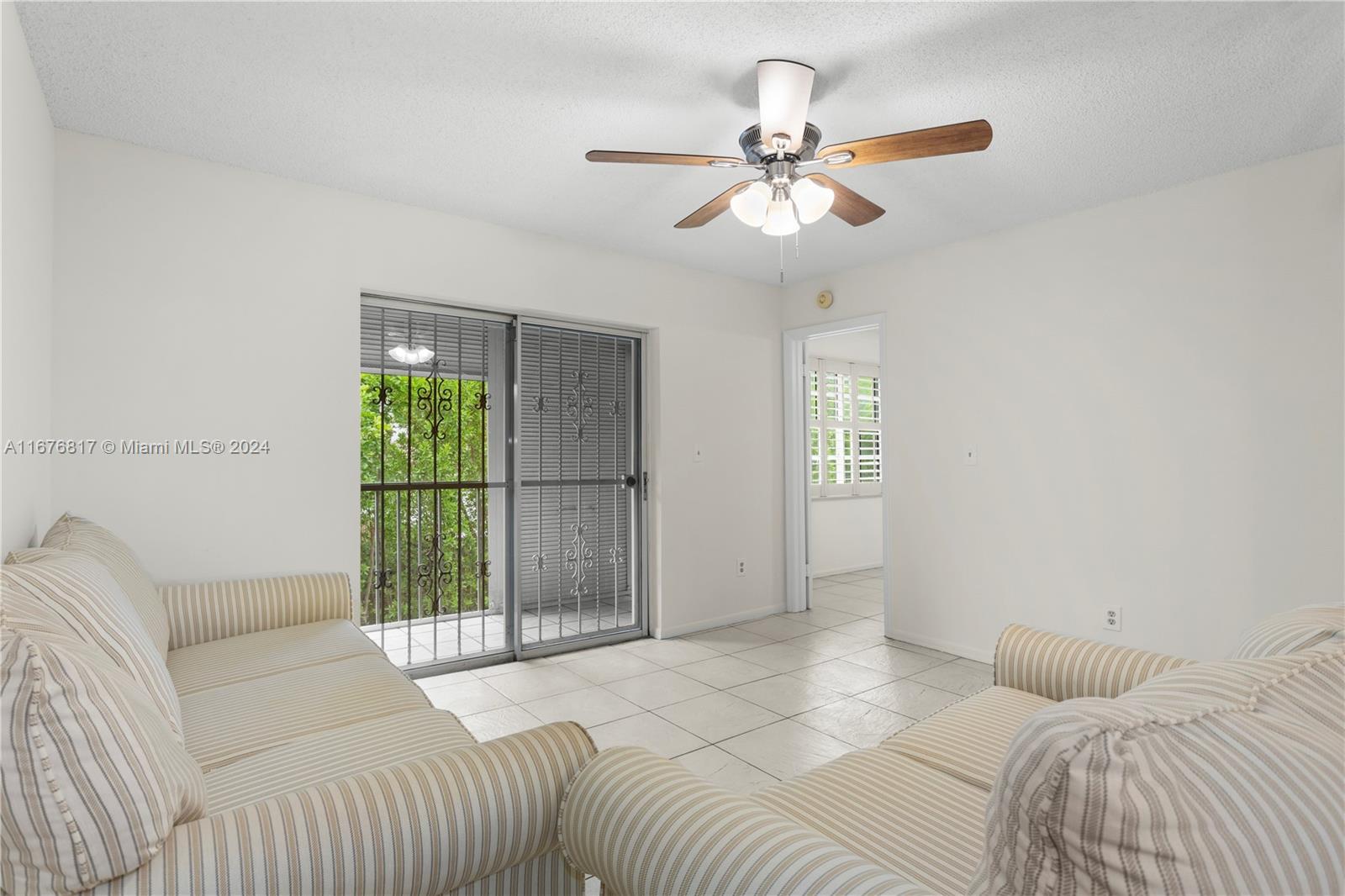 434 NE 210th Circle Terrace # 4A Unit: 207-4A