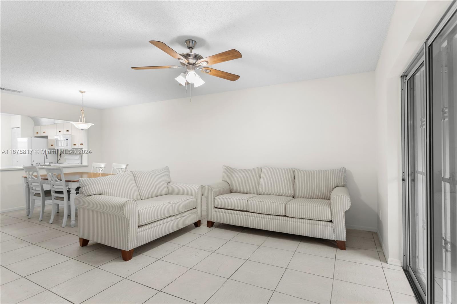 434 NE 210th Circle Terrace # 4A Unit: 207-4A