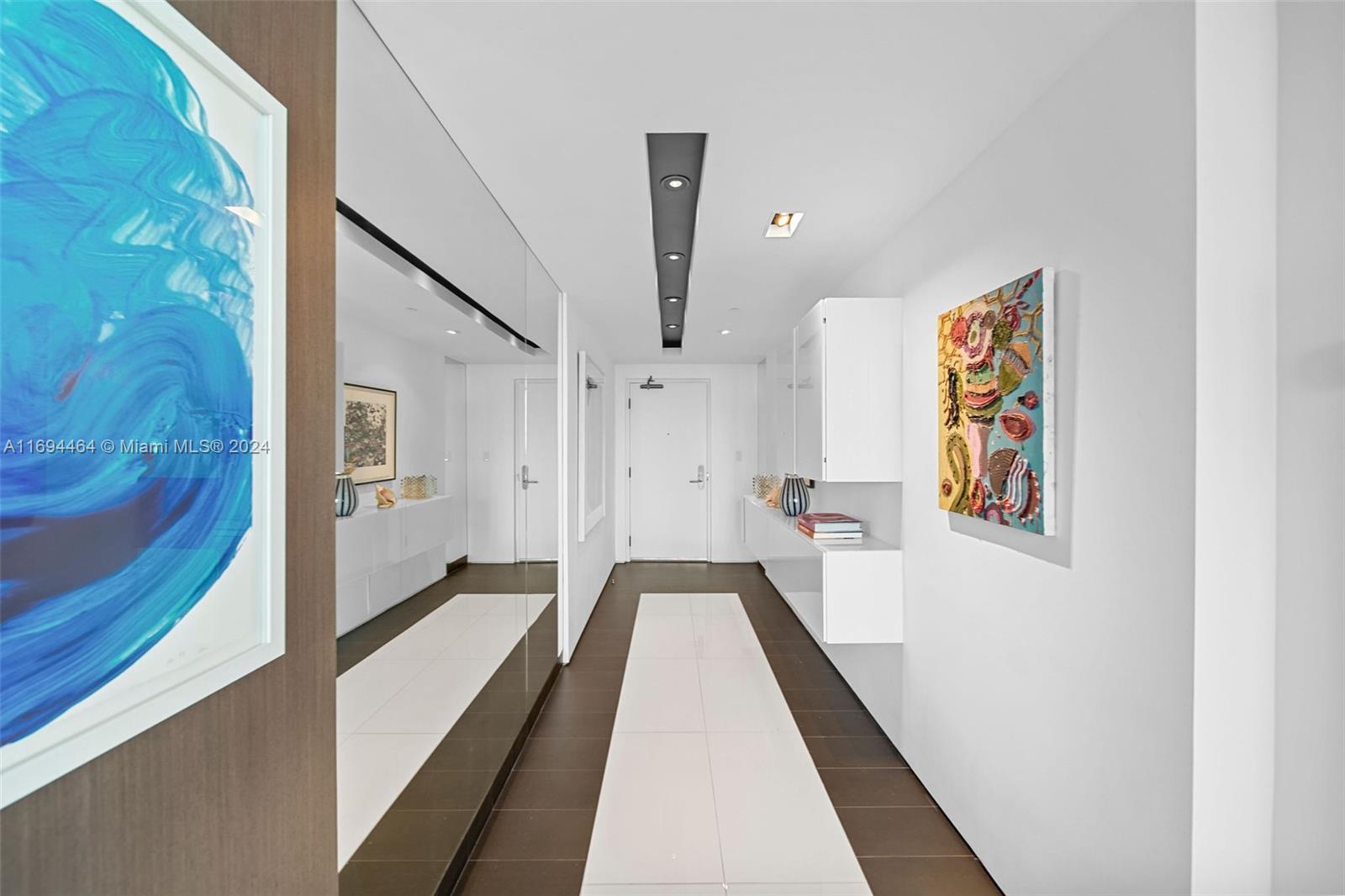 6799 Collins Ave Unit: LPH05