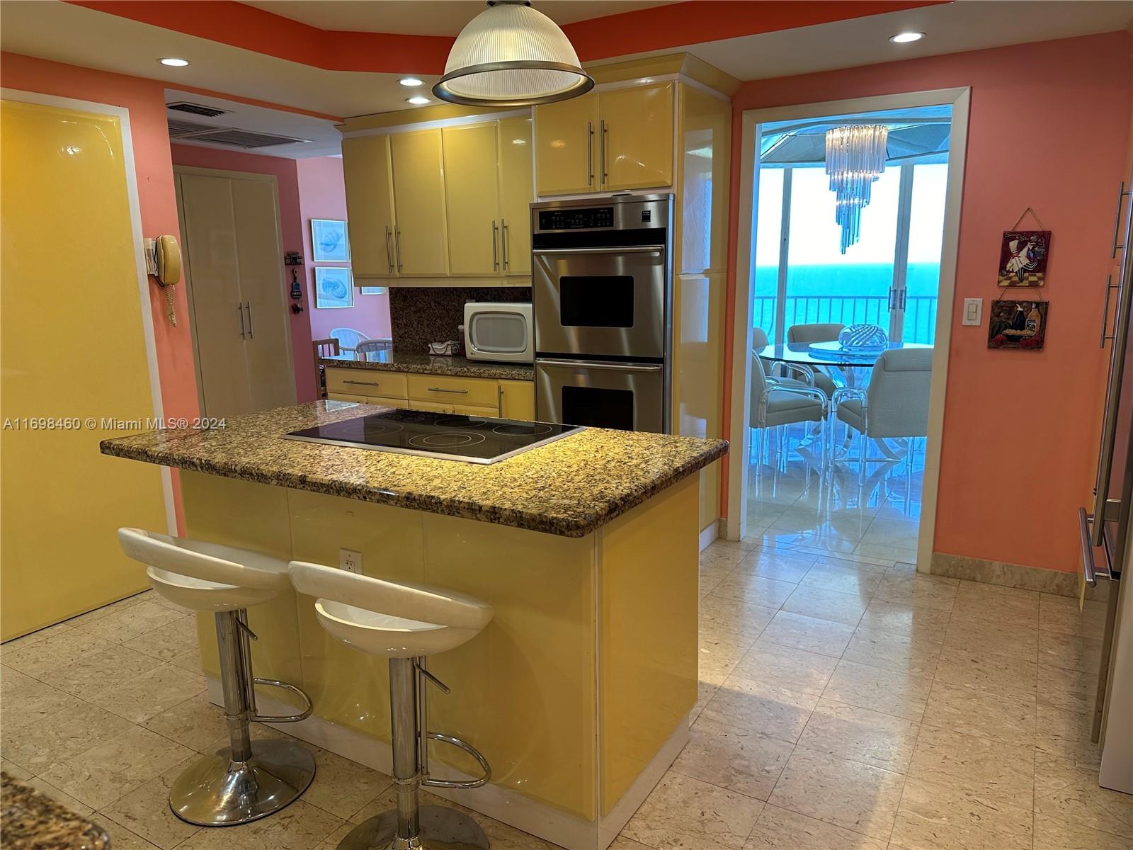 10155 Collins Ave # 1701