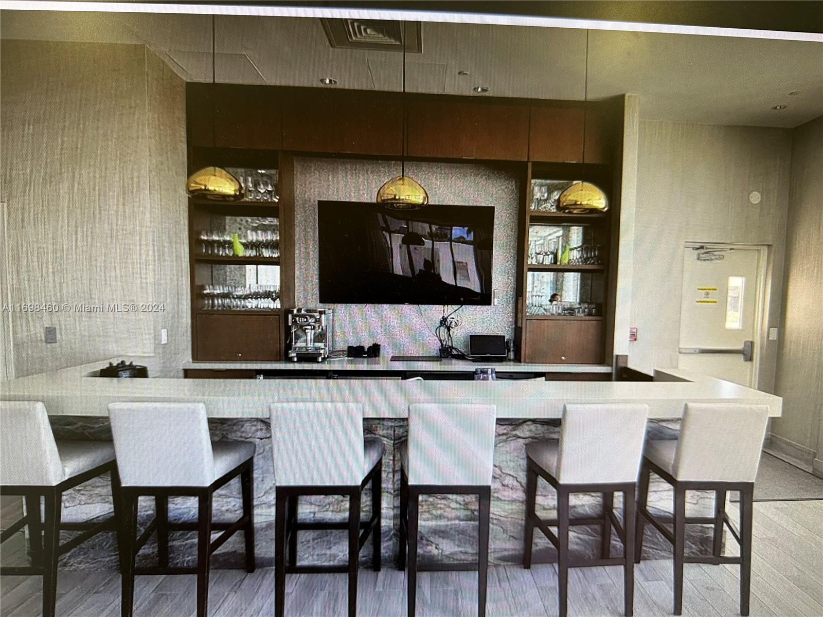 10155 Collins Ave # 1701