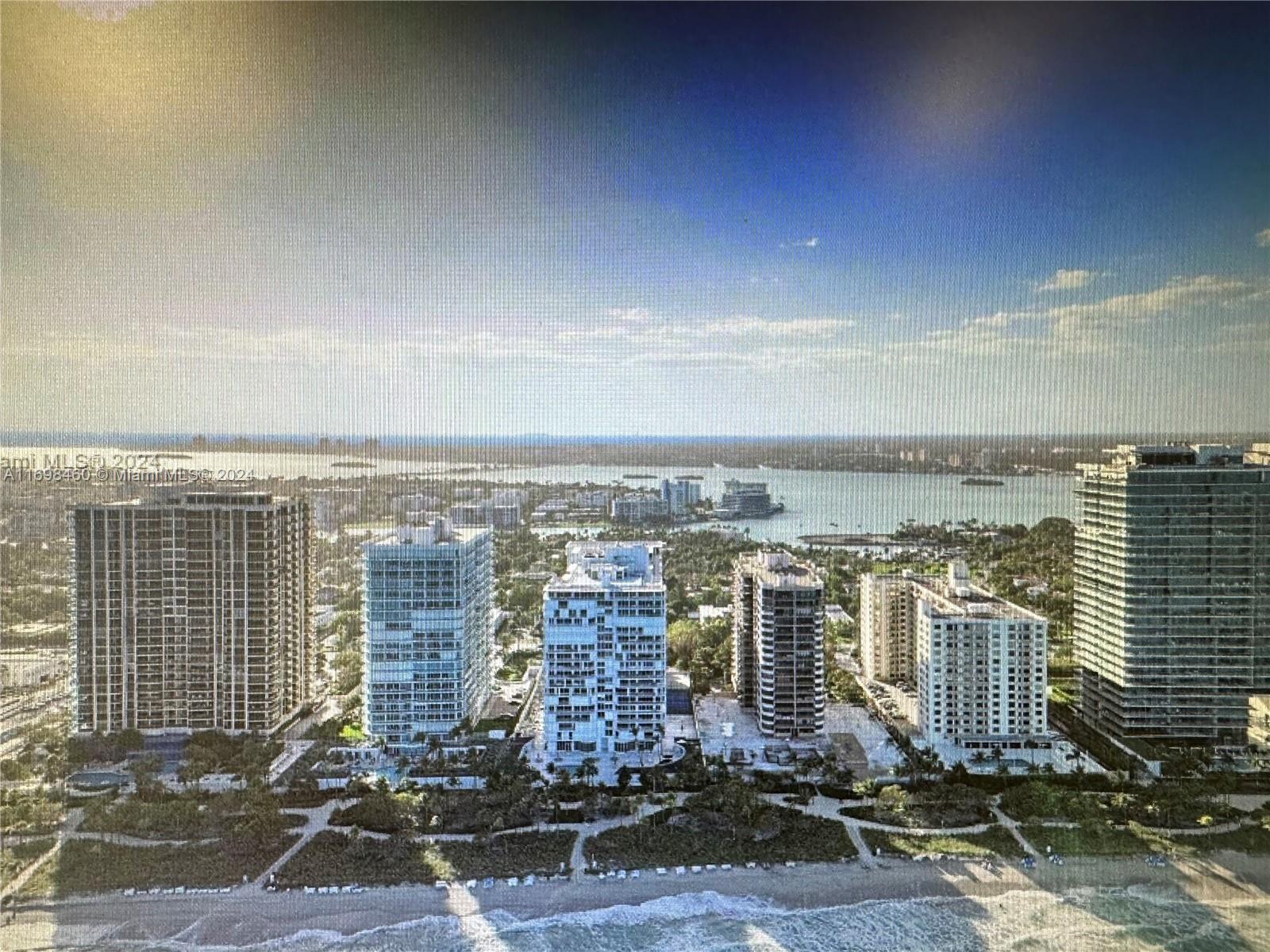 10155 Collins Ave # 1701