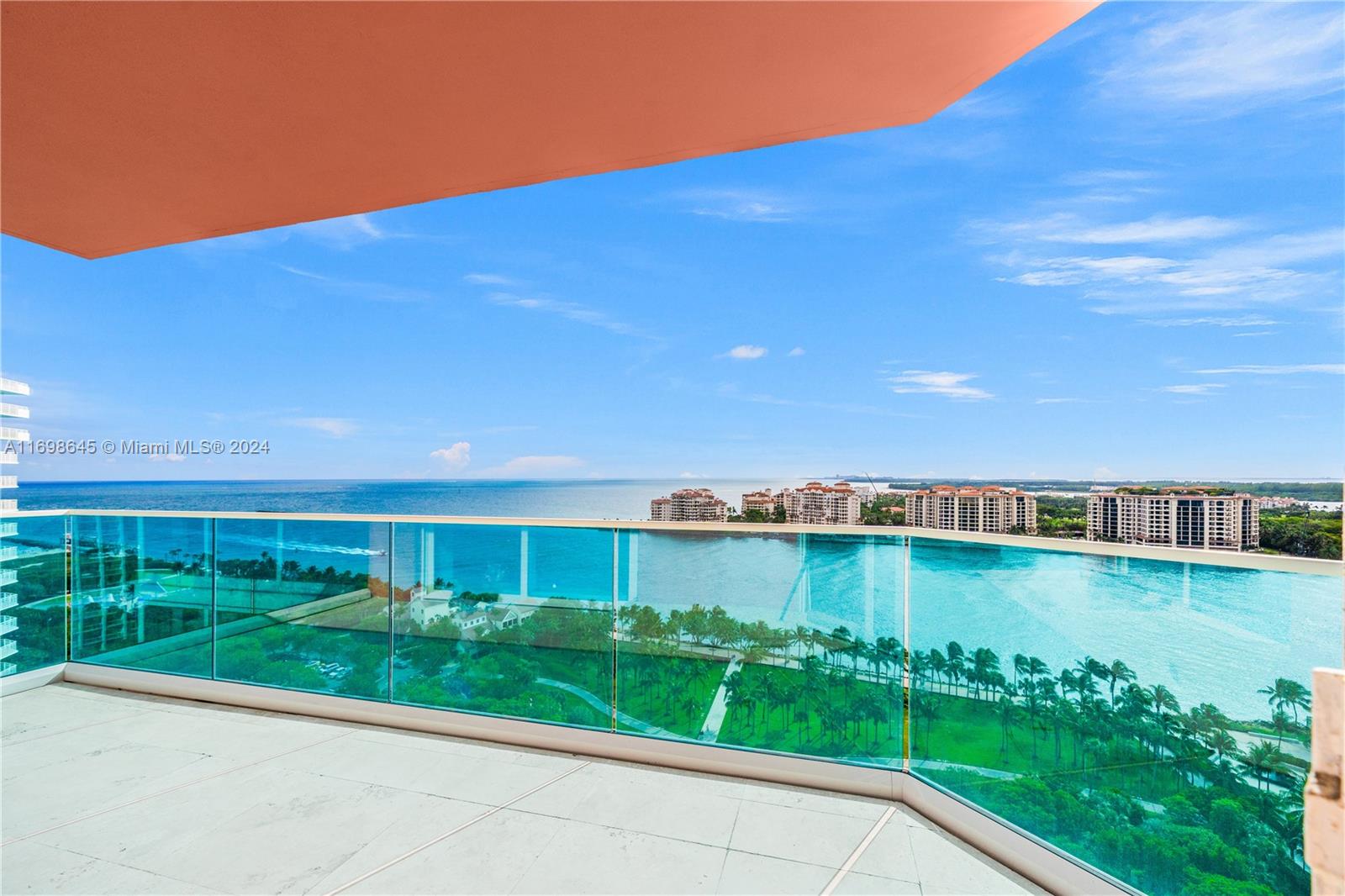 300 S Pointe Dr # 1901