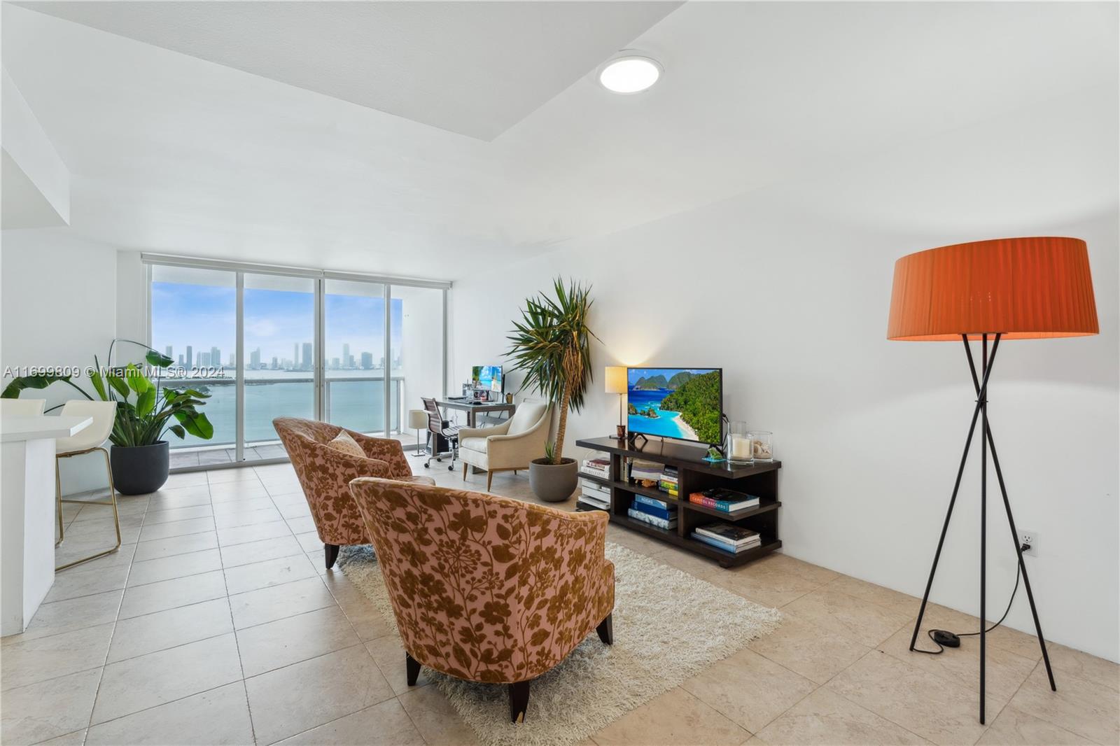 1800 Sunset Harbour Dr # 2008