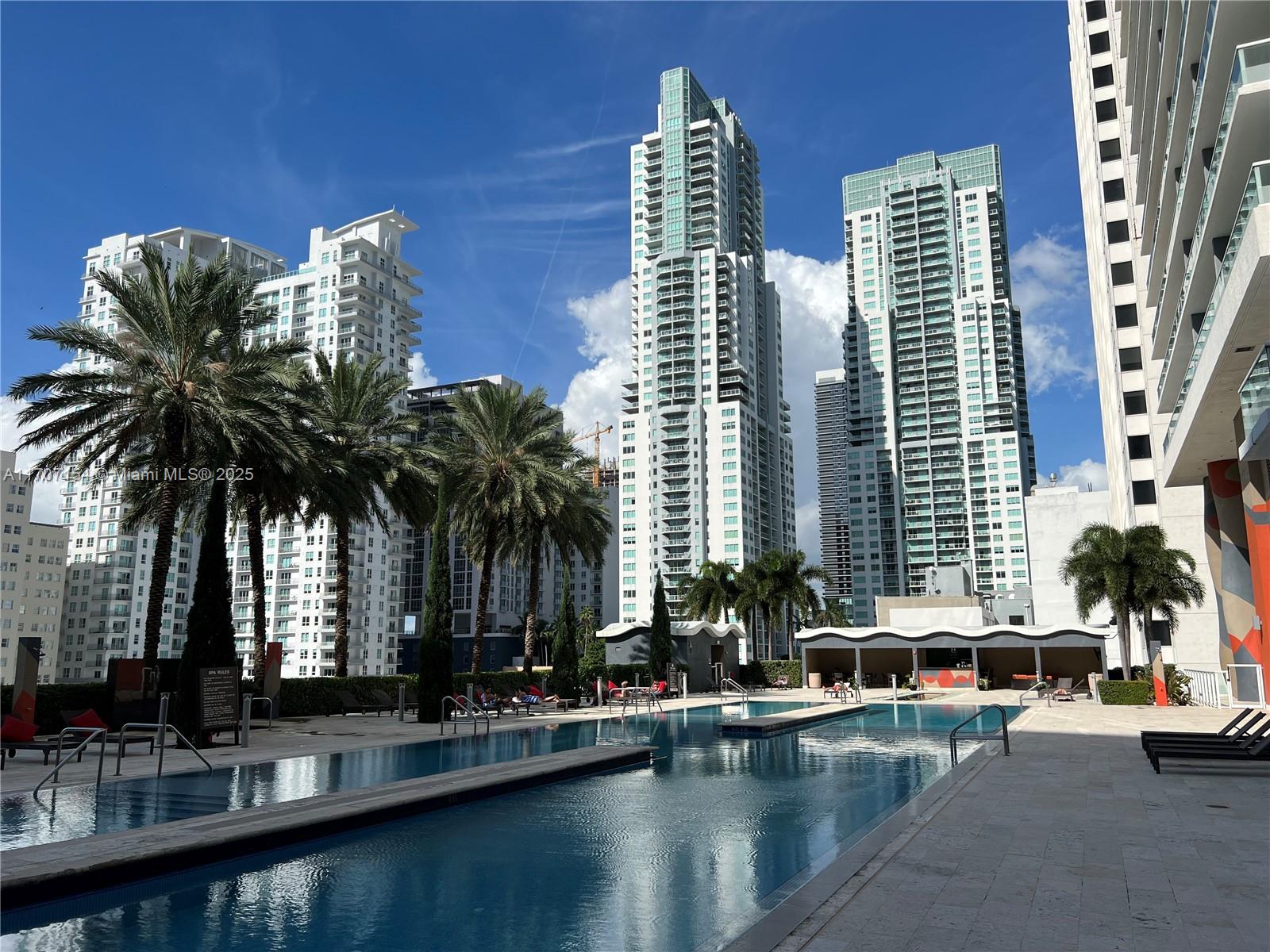 50 Biscayne Blvd # 4006