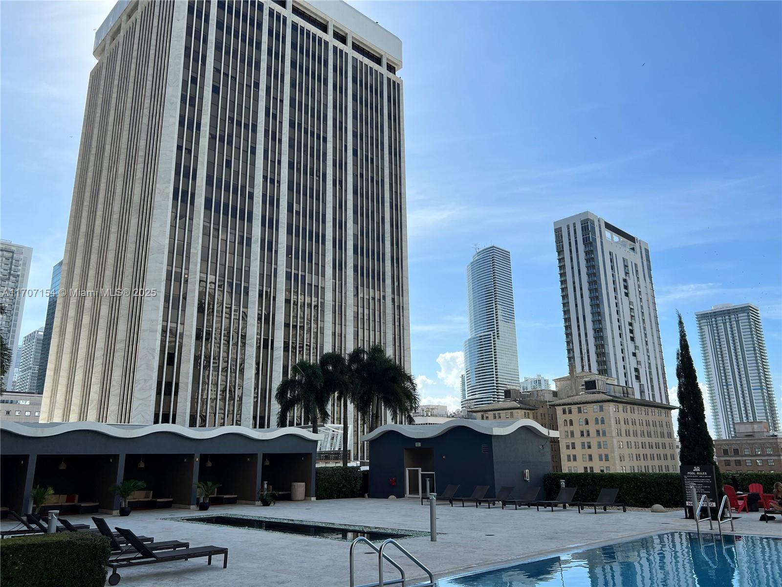 50 Biscayne Blvd # 4006