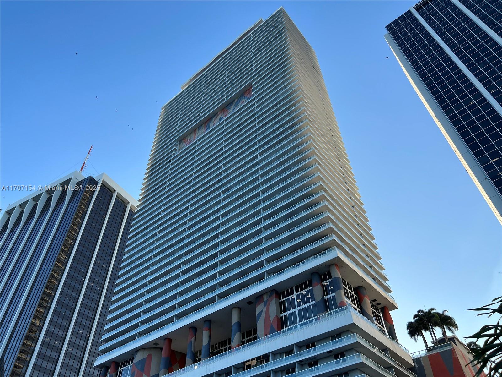 50 Biscayne Blvd # 4006