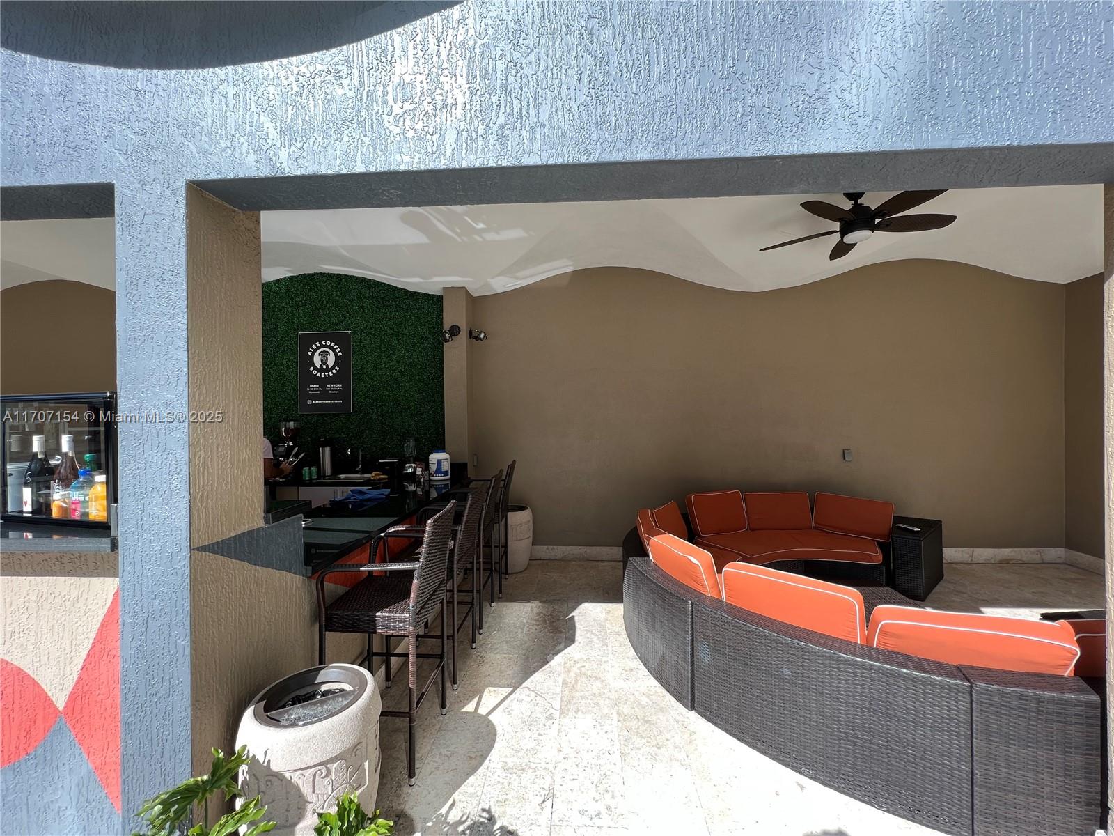 50 Biscayne Blvd # 4006