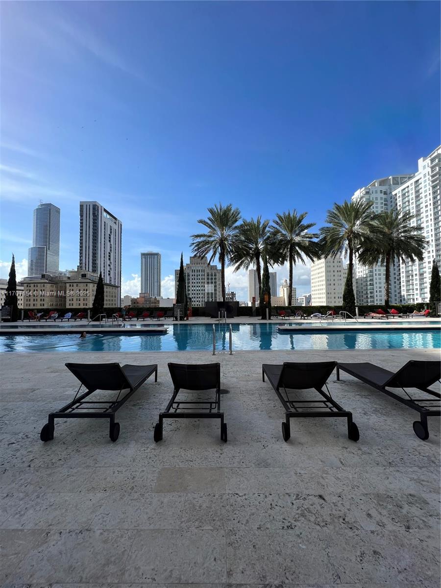 50 Biscayne Blvd # 4006