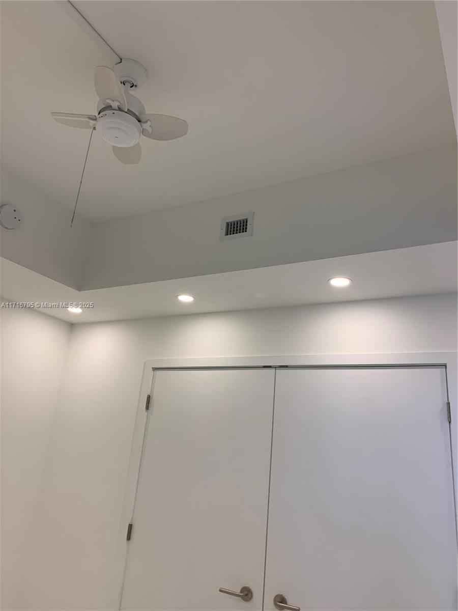 851 NE 1st Ave # 2107