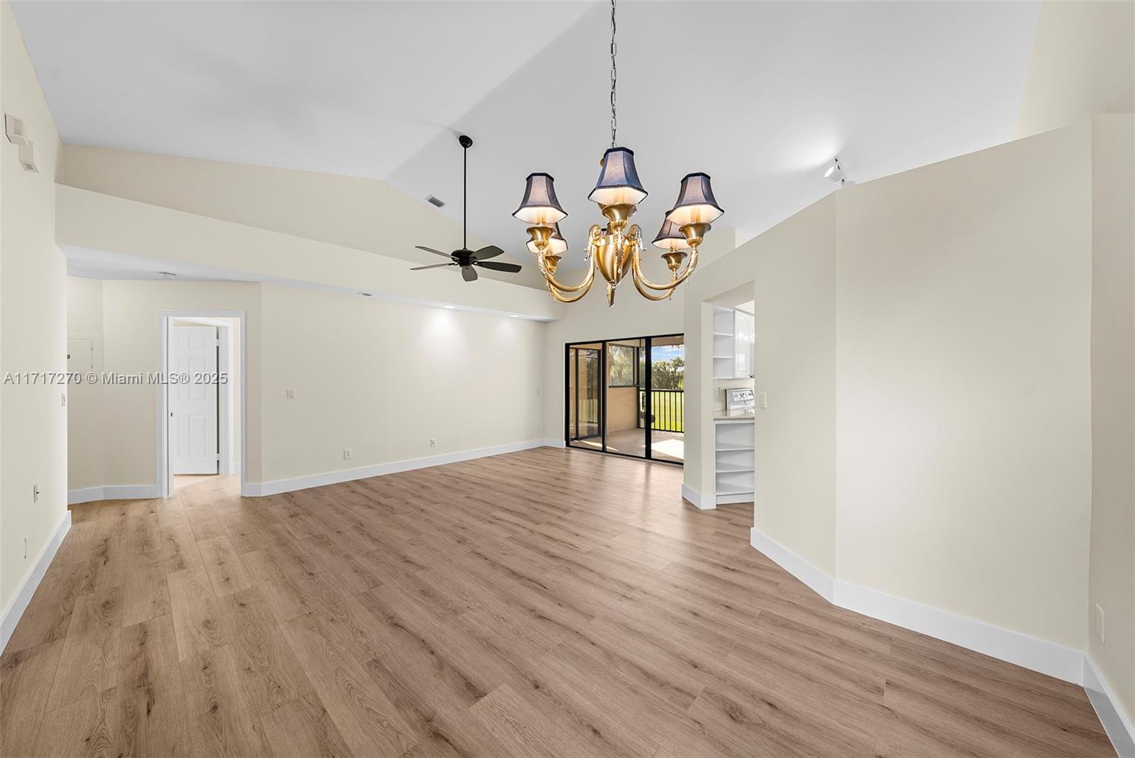 17332 Boca Club Blvd # 802