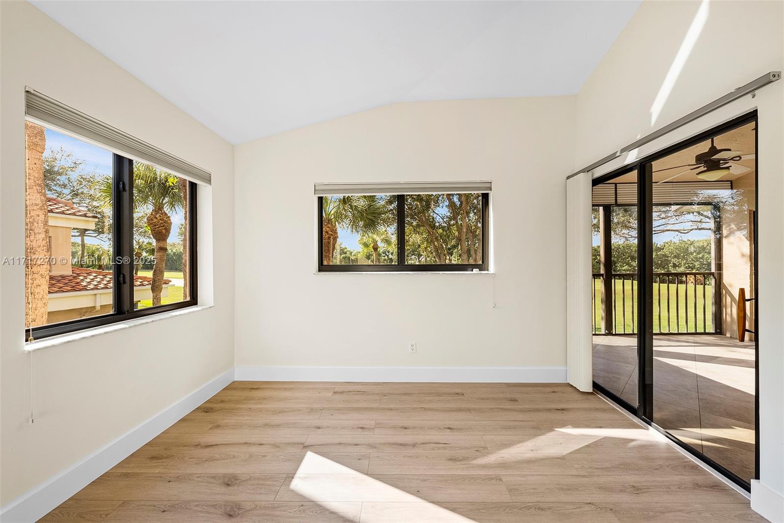 17332 Boca Club Blvd # 802
