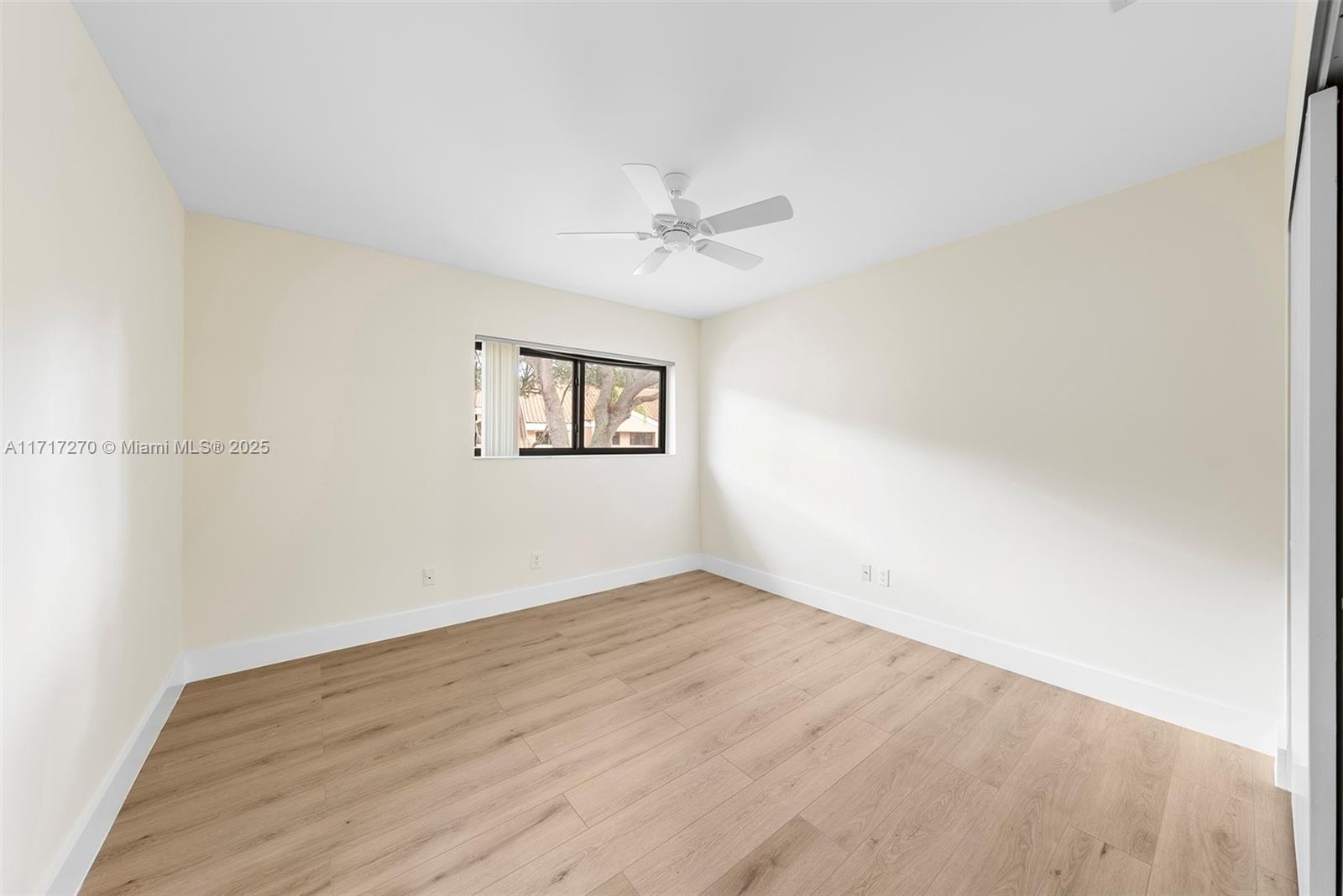 17332 Boca Club Blvd # 802