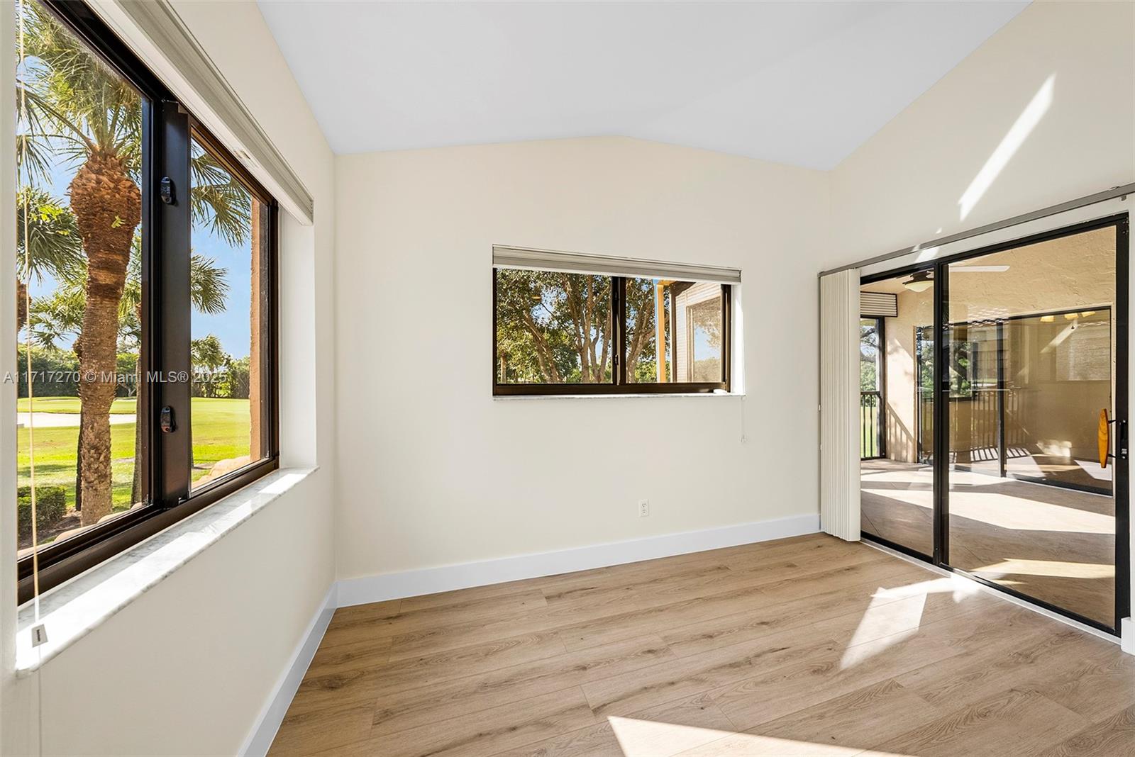 17332 Boca Club Blvd # 802