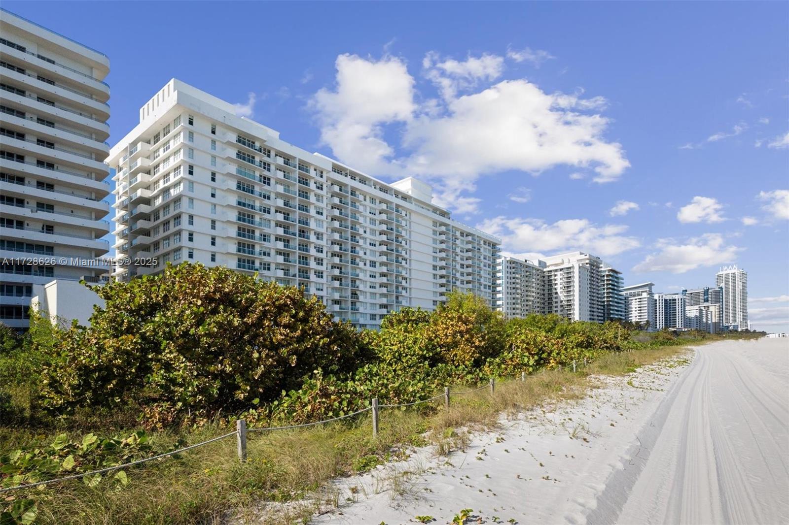 5601 Collins Ave # 5 Unit: PH-5
