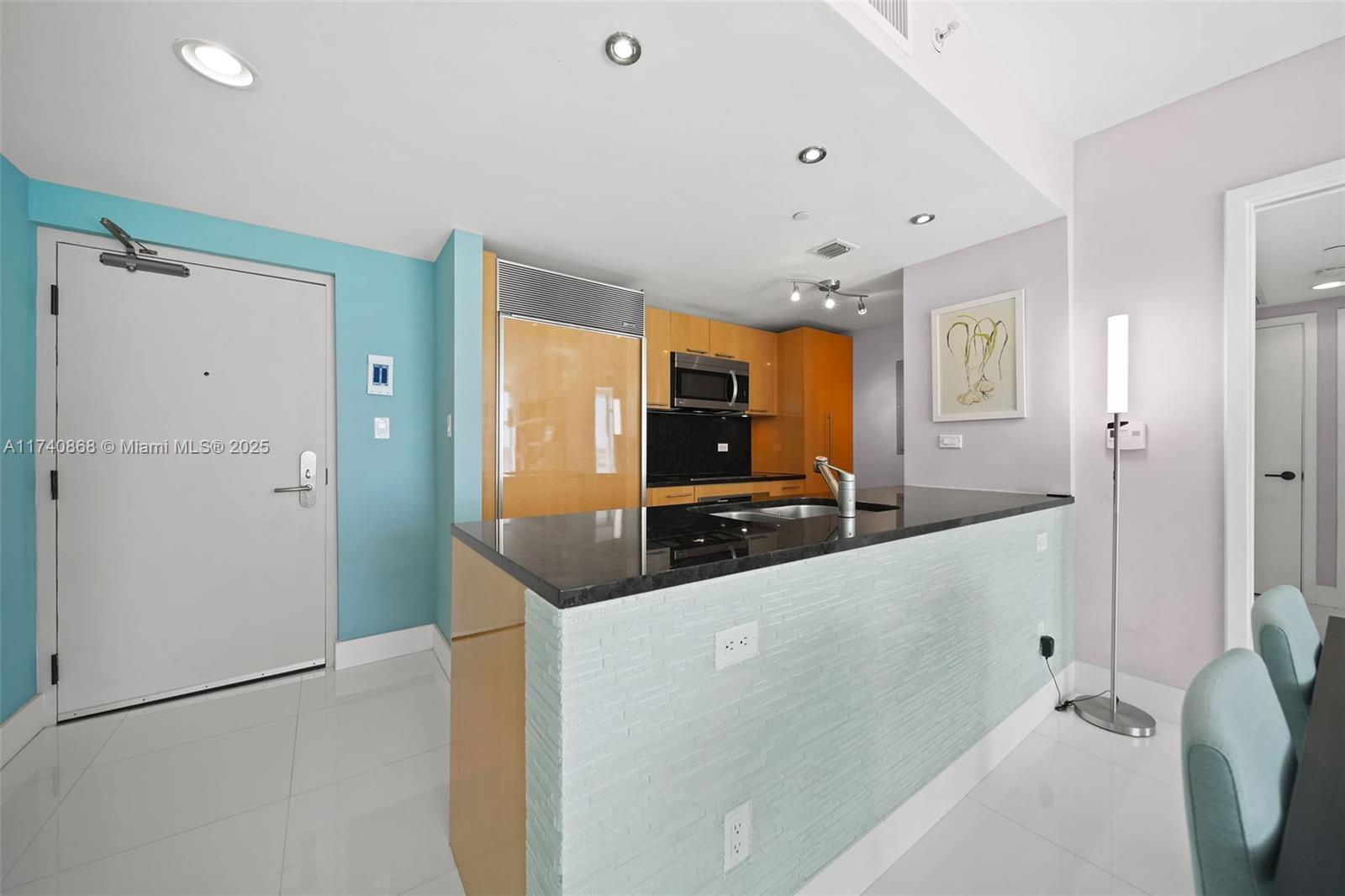 6801 Collins Ave Unit: 1214 (Deed Number 1206)