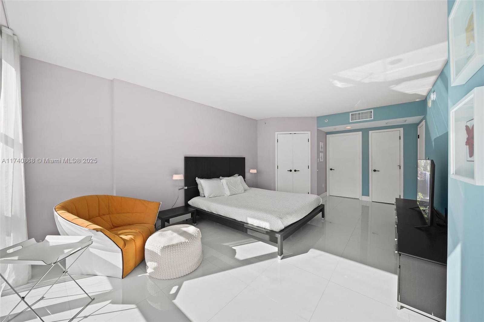 6801 Collins Ave Unit: 1214 (Deed Number 1206)