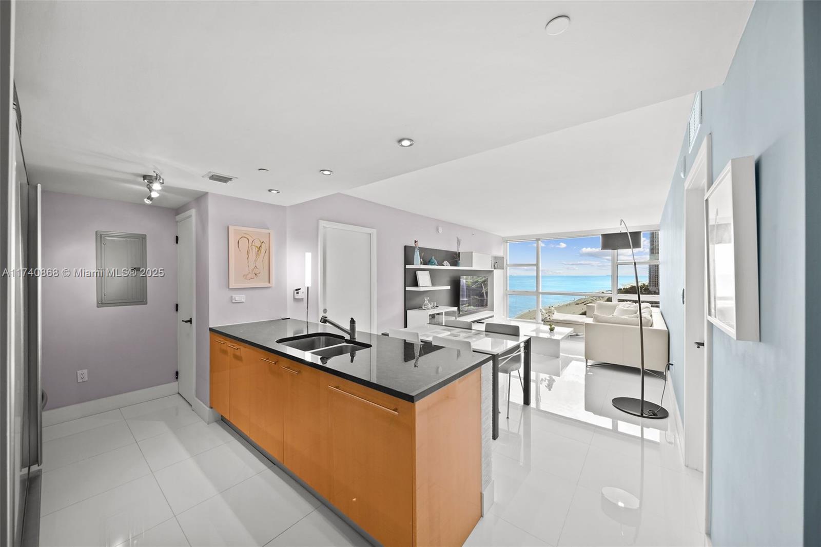 6801 Collins Ave Unit: 1214 (Deed Number 1206)