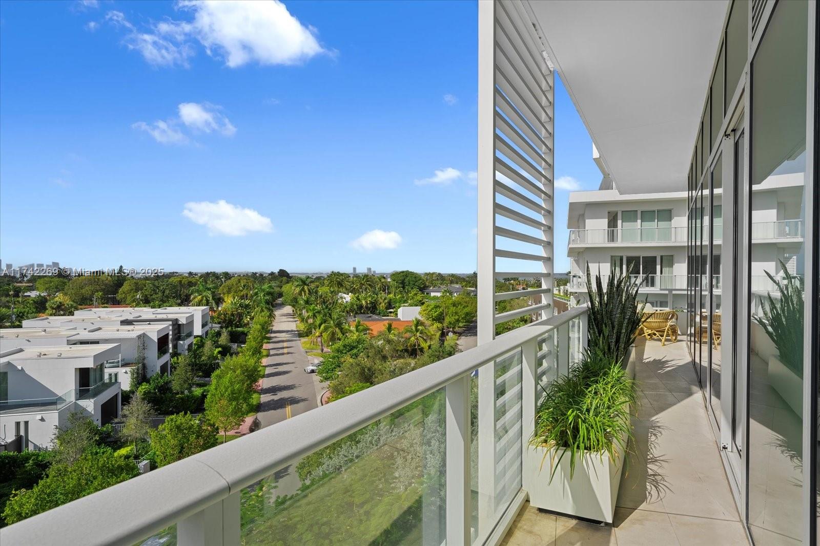 4701 N Meridian Ave # 412