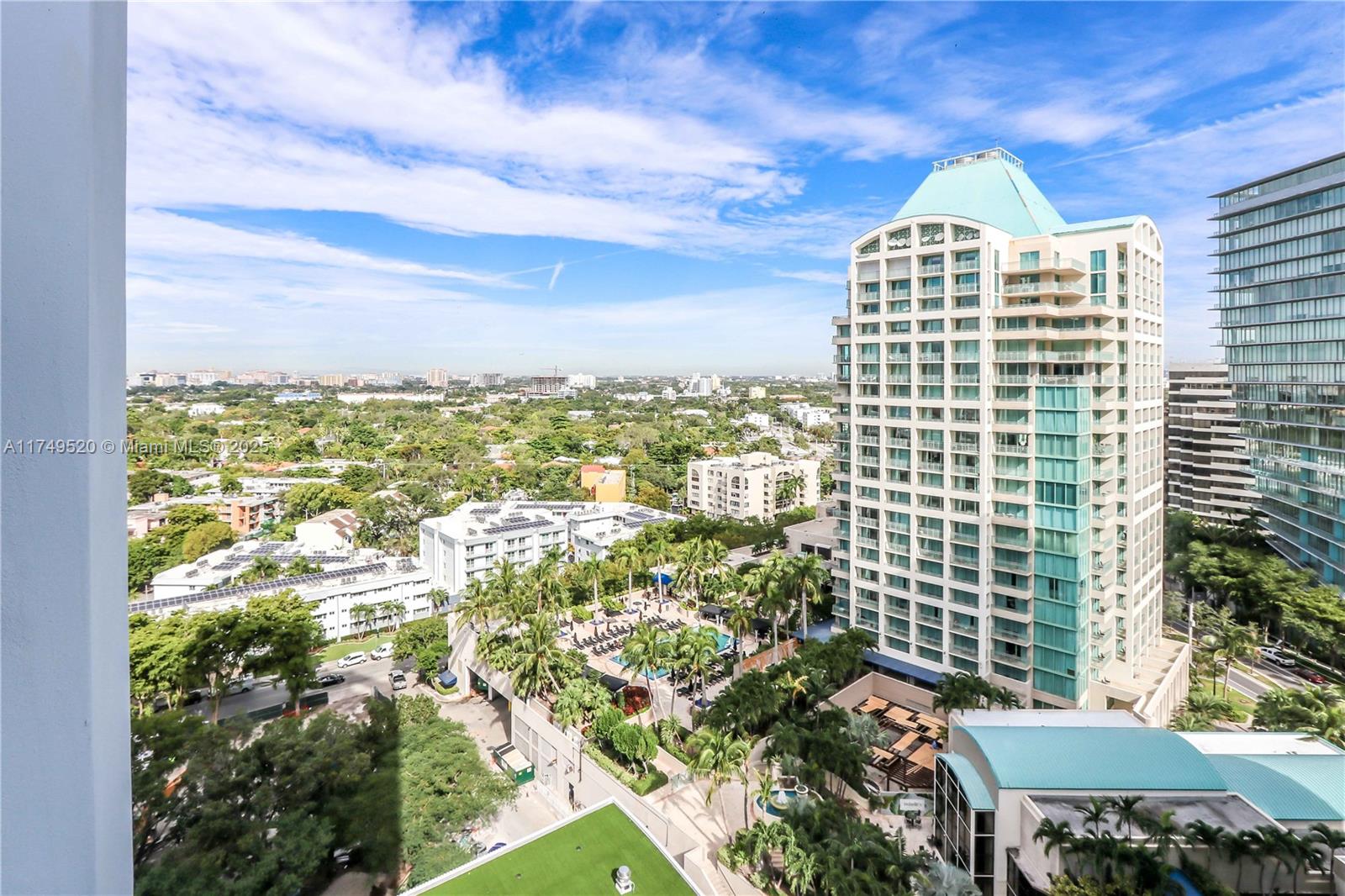 2821 S Bayshore Dr # 15D