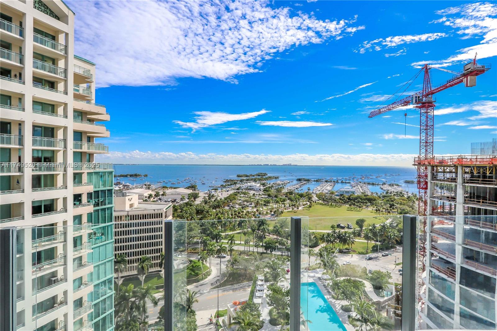 2821 S Bayshore Dr # 15D