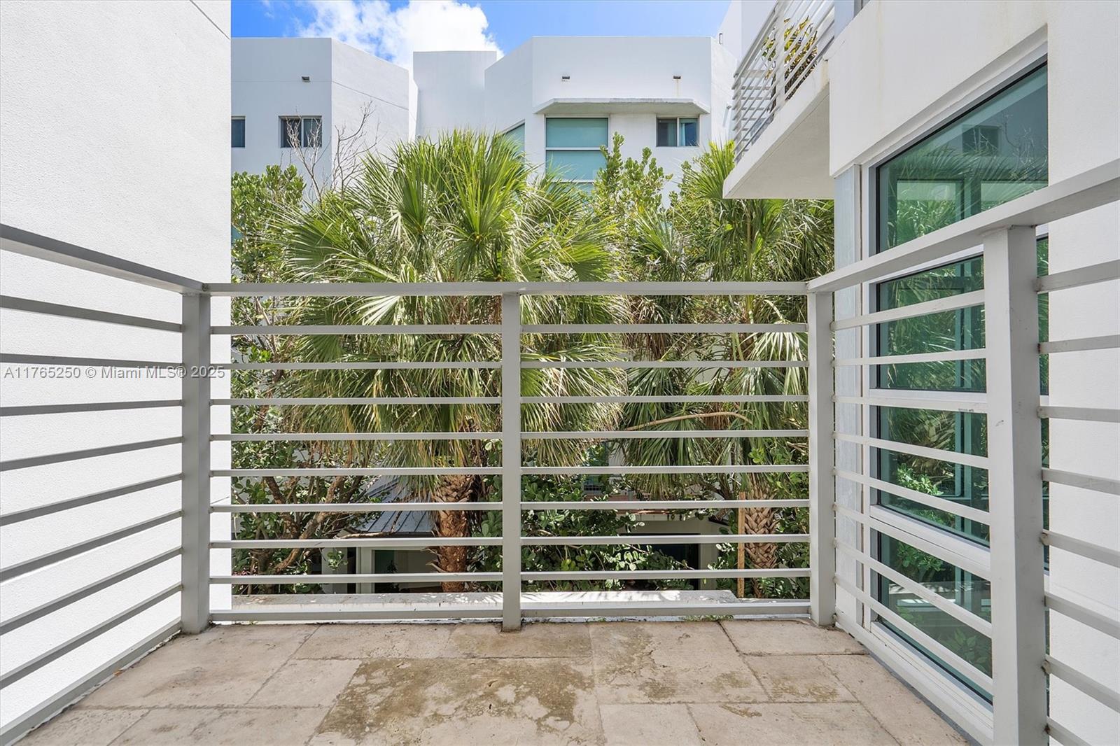 7744 Collins Ave # 4