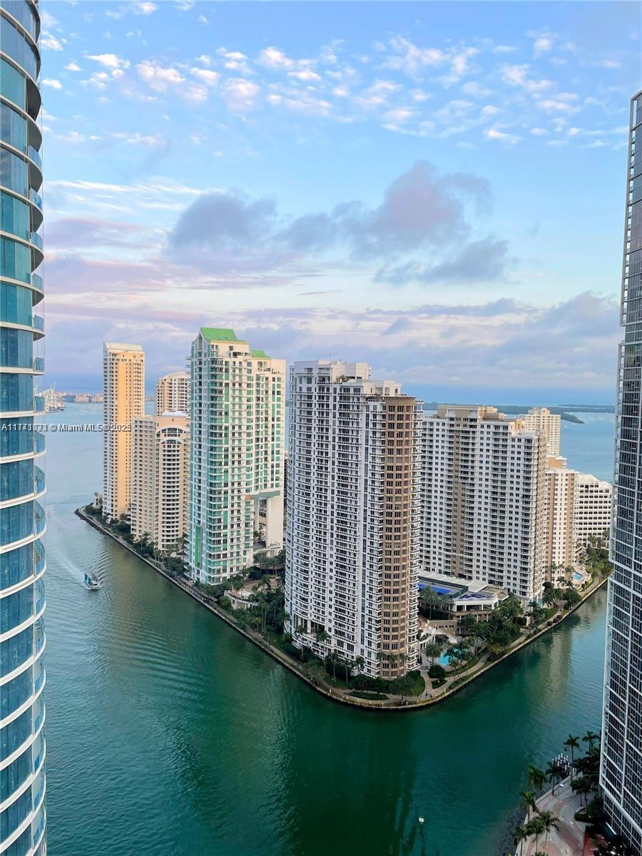 200 Biscayne Boulevard Way # 3803
