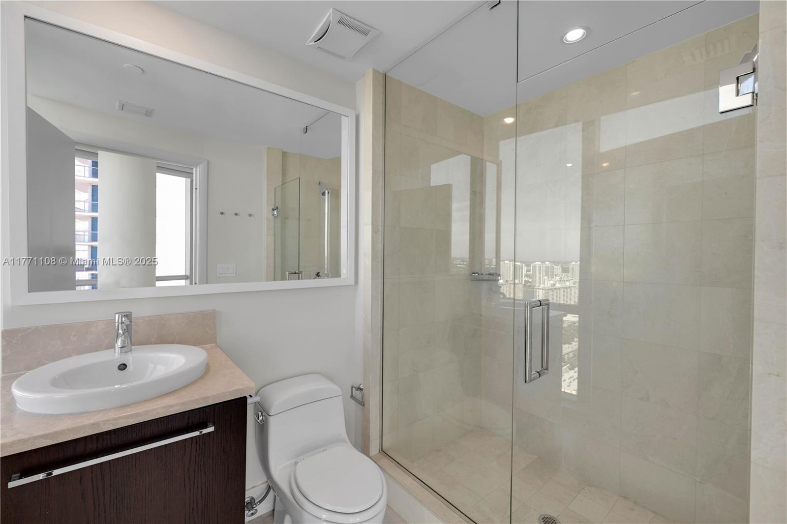 17121 Collins Ave # 3901