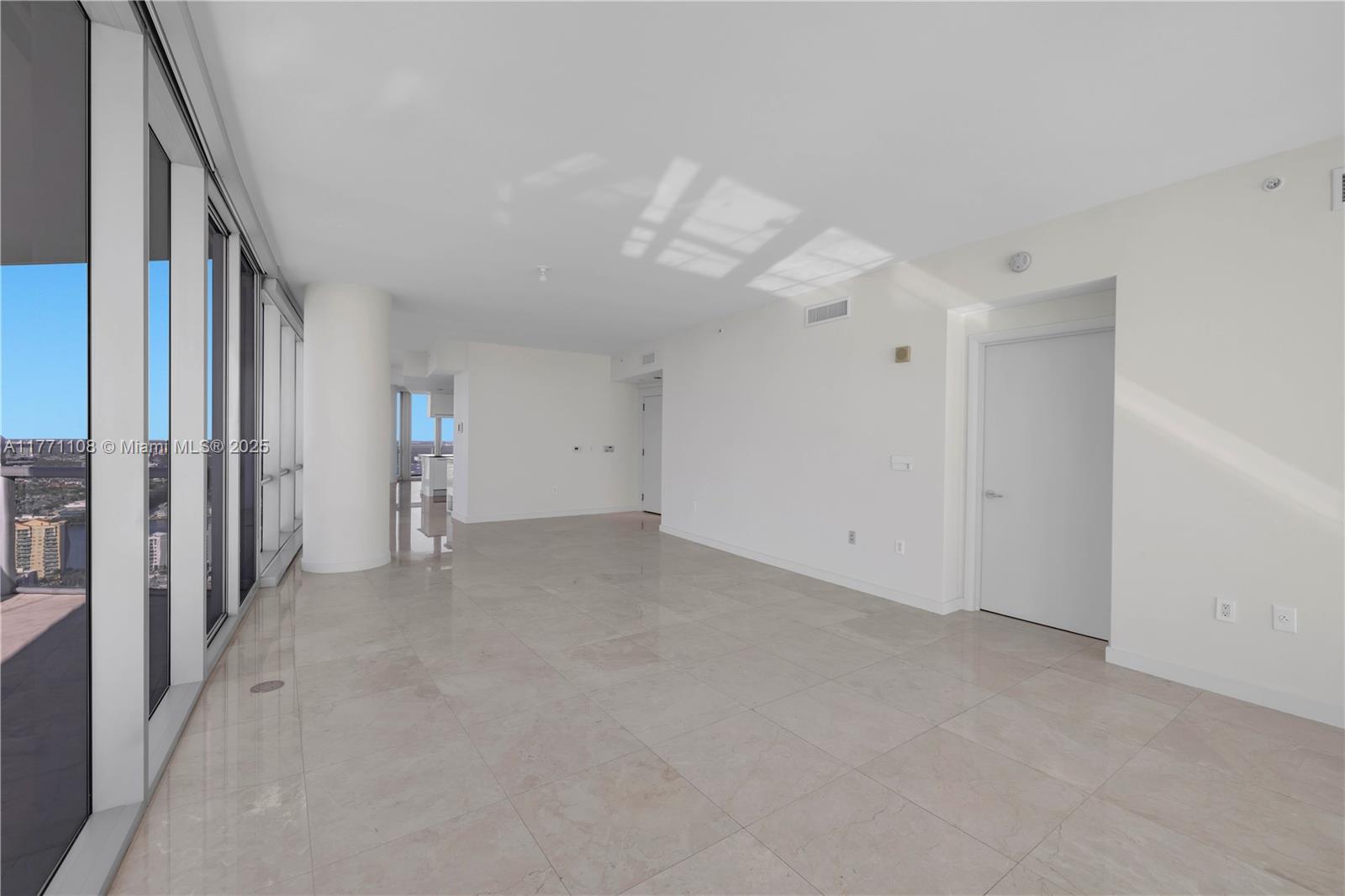 17121 Collins Ave # 3901