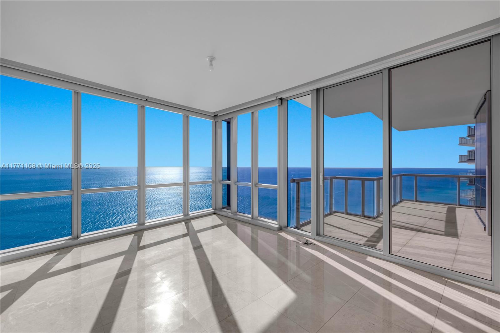 17121 Collins Ave # 3901