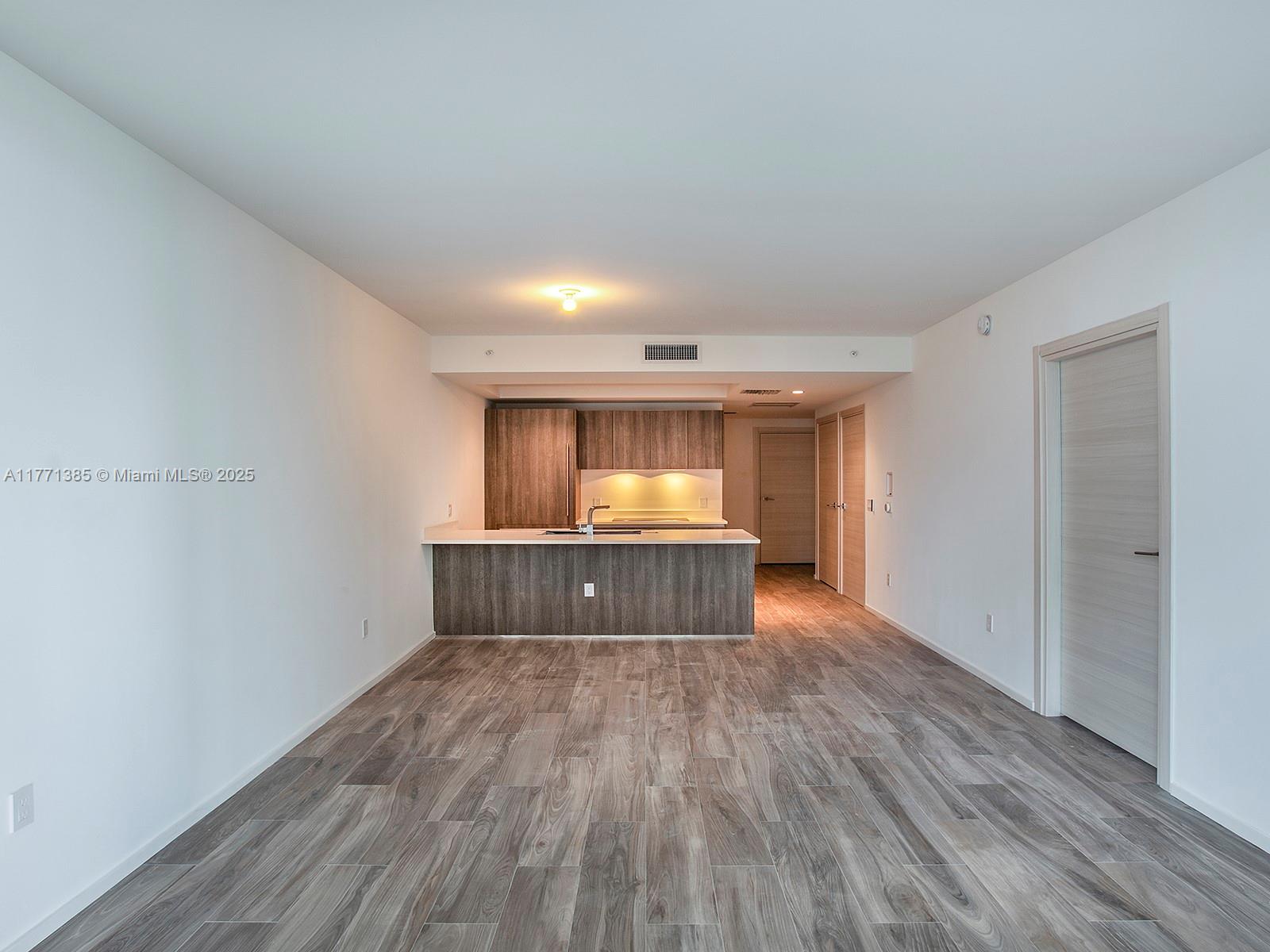 801 S Miami Ave Unit: 3905