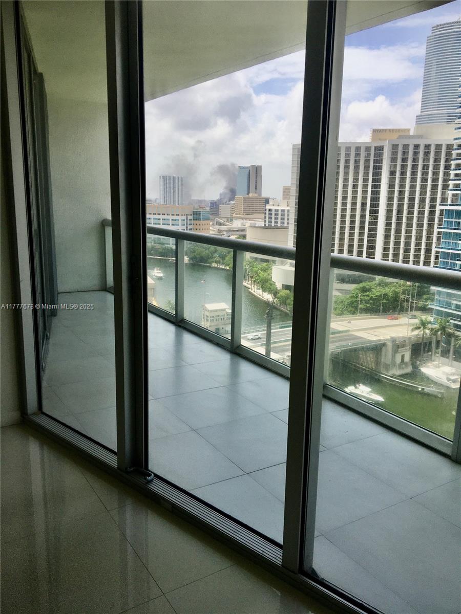 475 Brickell Avenue # 1614