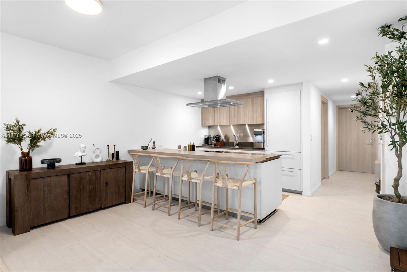 1000 Brickell Plaza # 3605