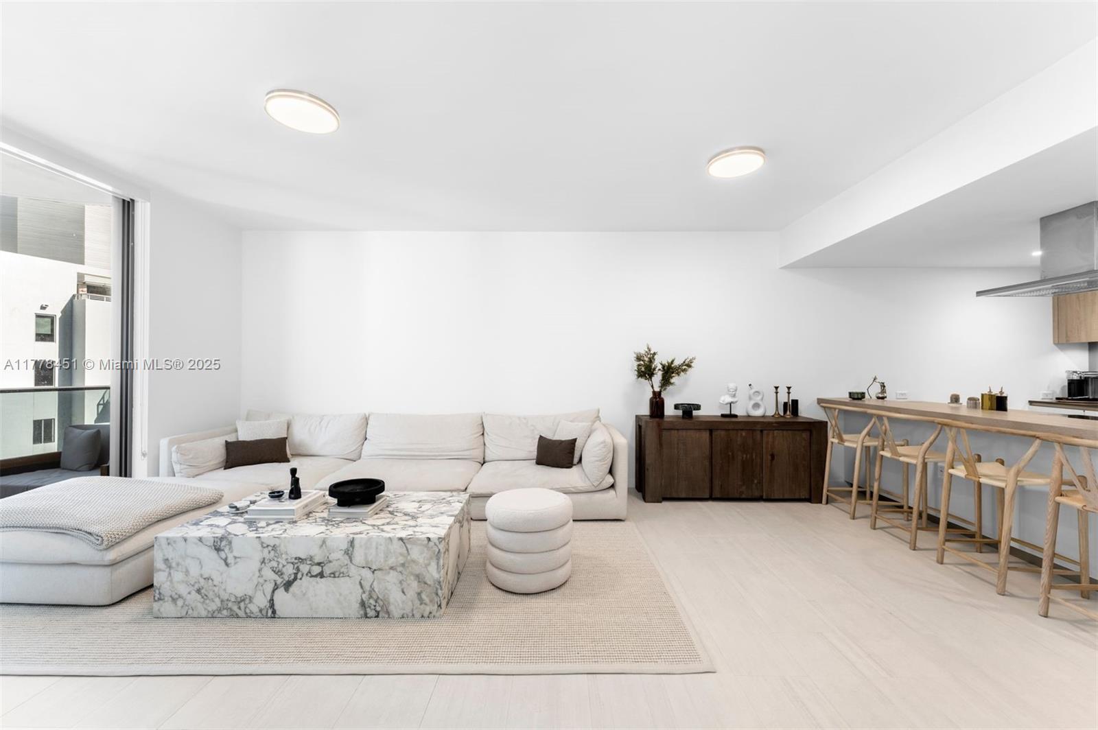 1000 Brickell Plaza # 3605