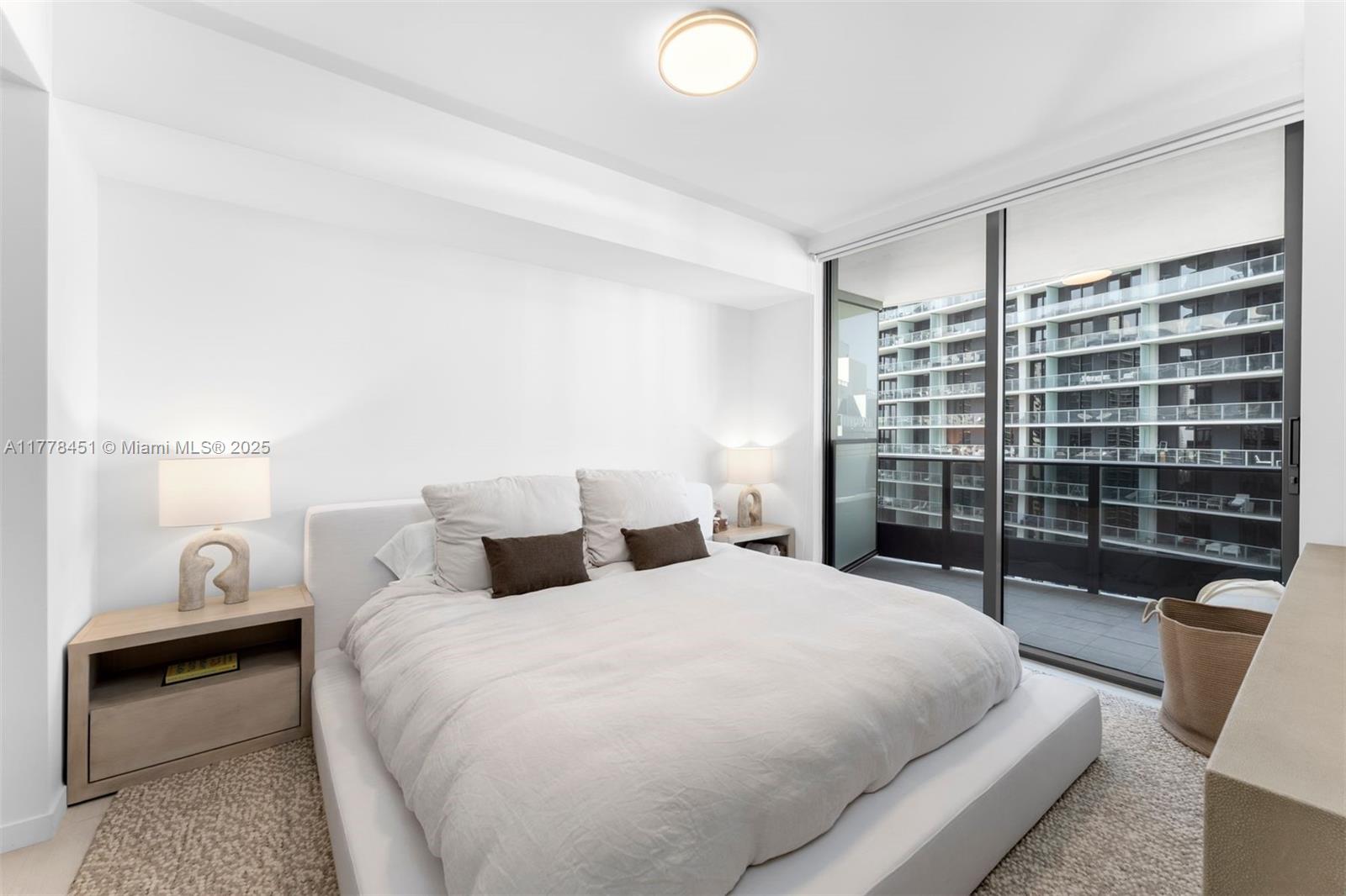 1000 Brickell Plaza # 3605