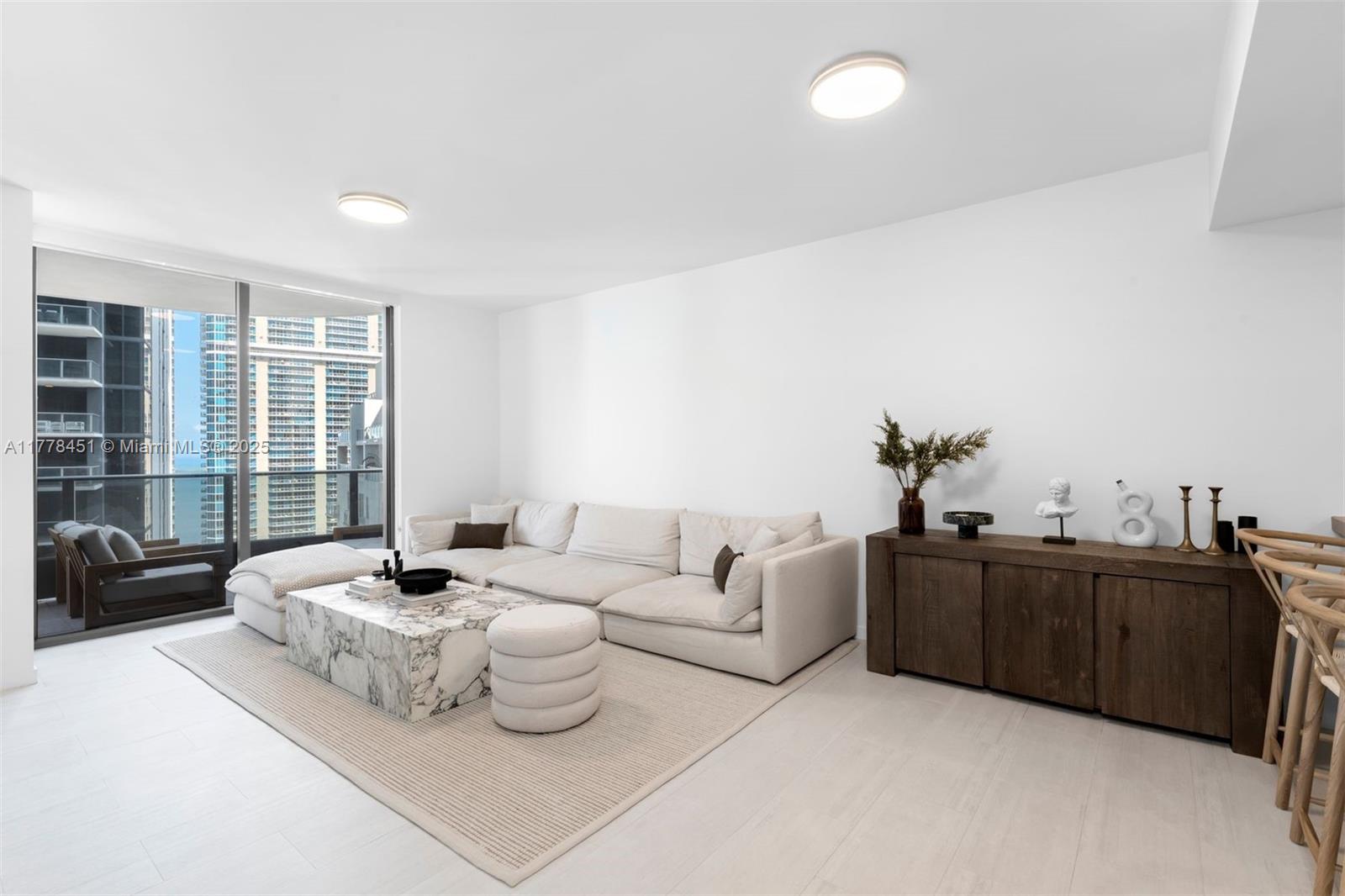 1000 Brickell Plaza # 3605