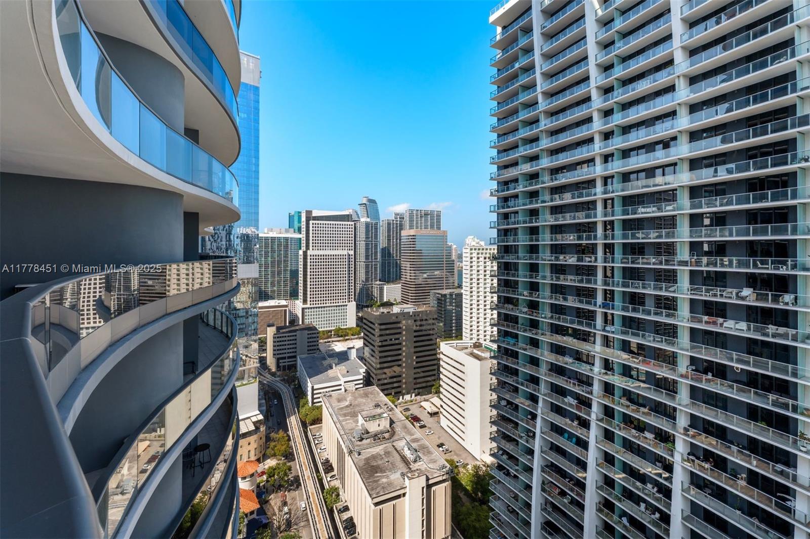 1000 Brickell Plaza # 3605