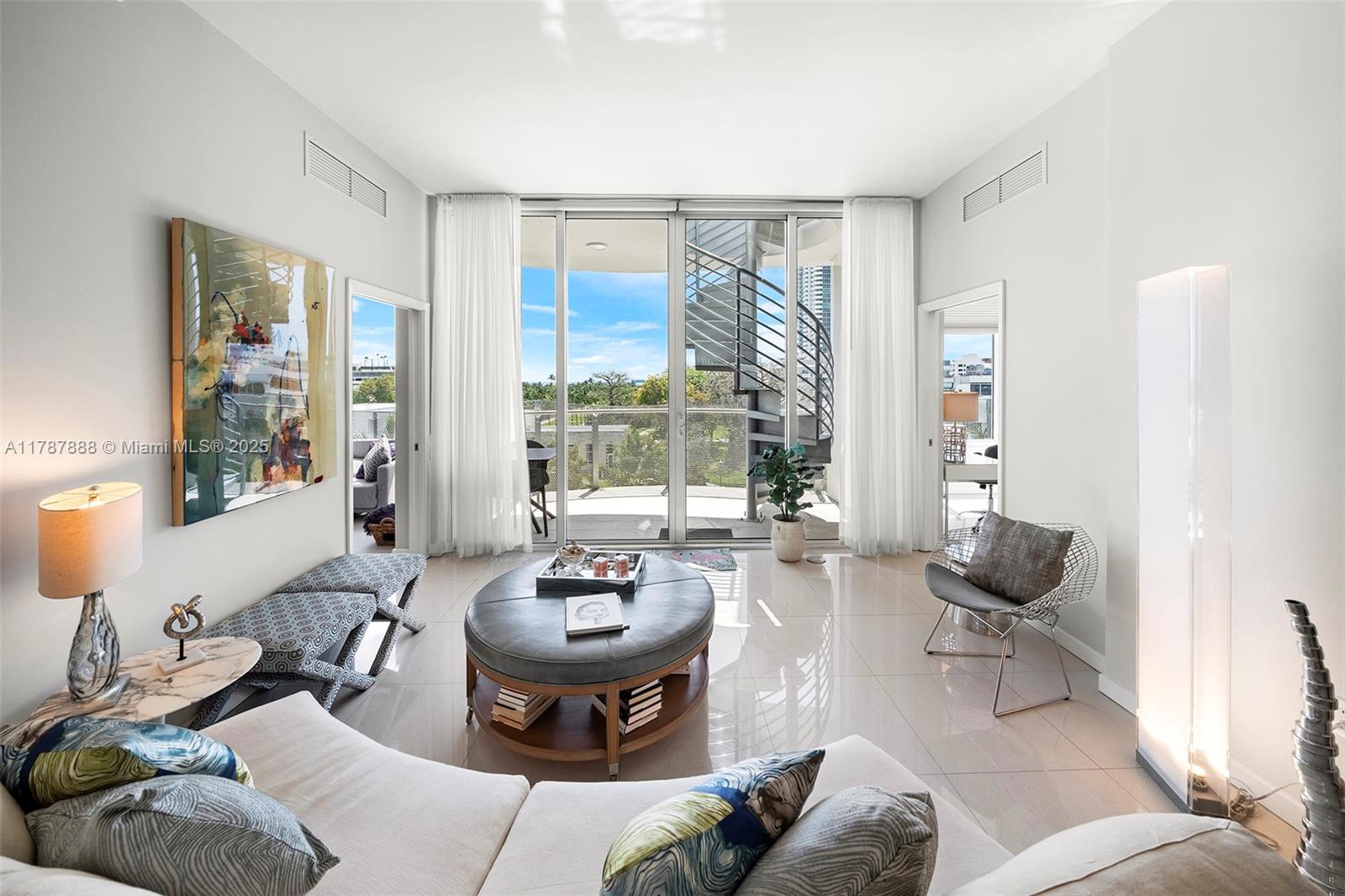 2100 Park Ave # 505