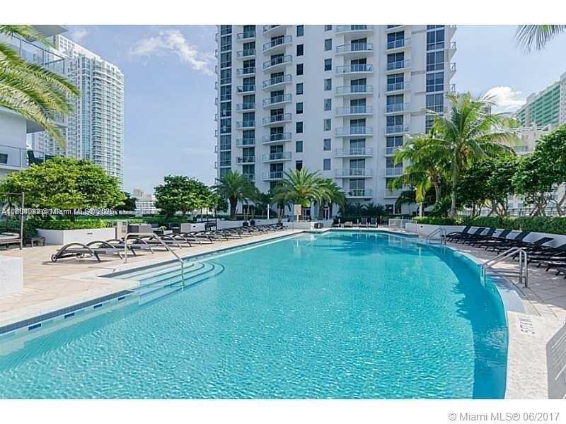 1050 Brickell Ave # 2012