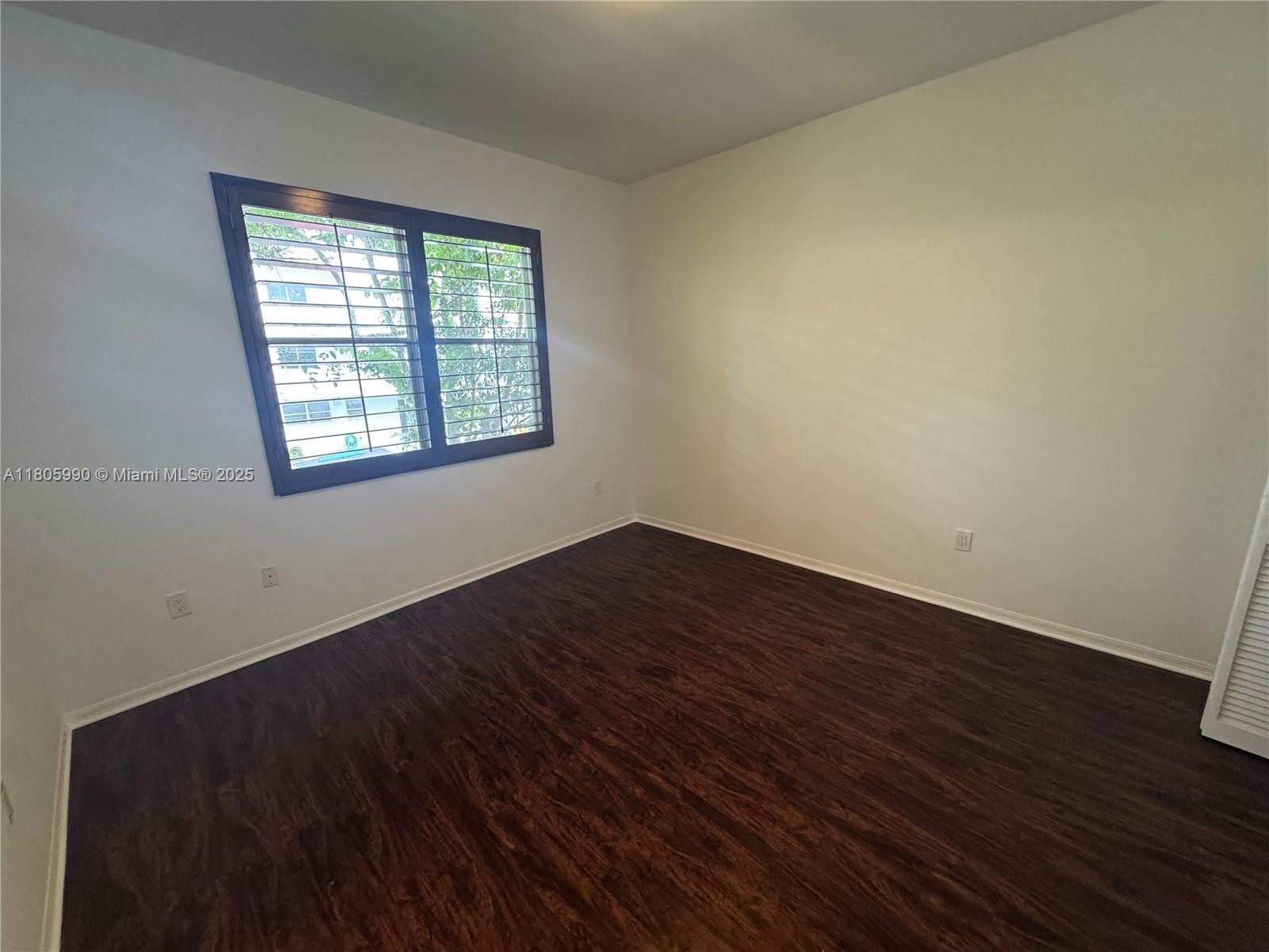 3065 Center St # 16