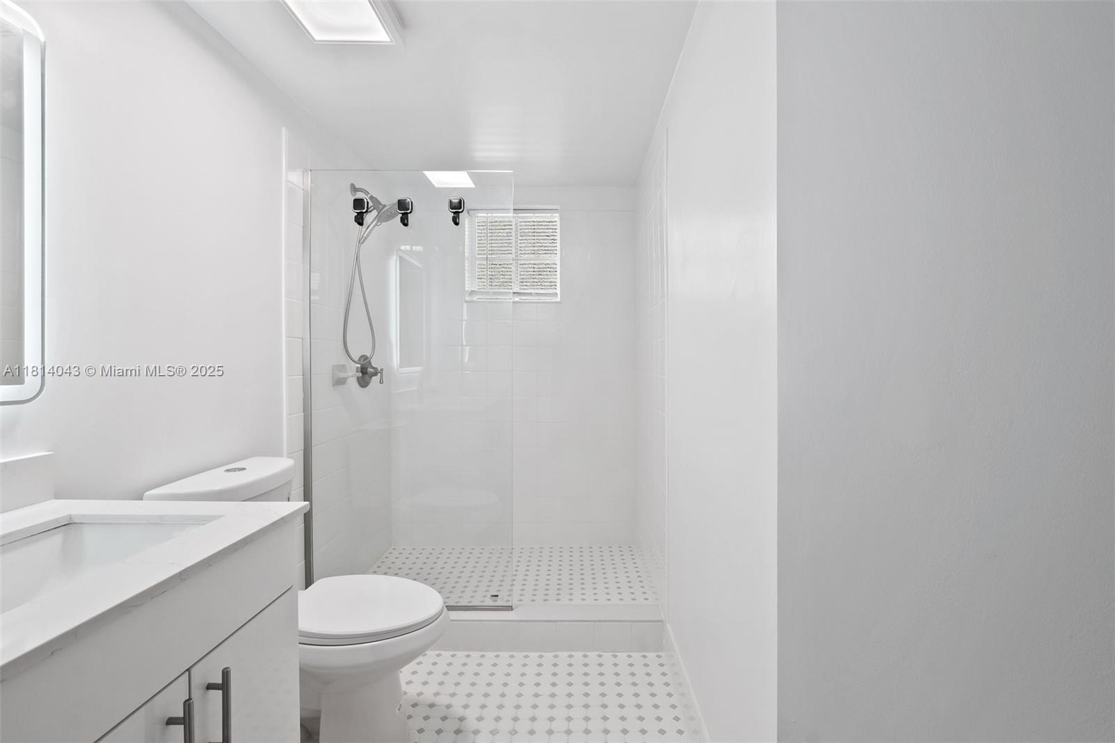 17145 N Bay Rd # 4303