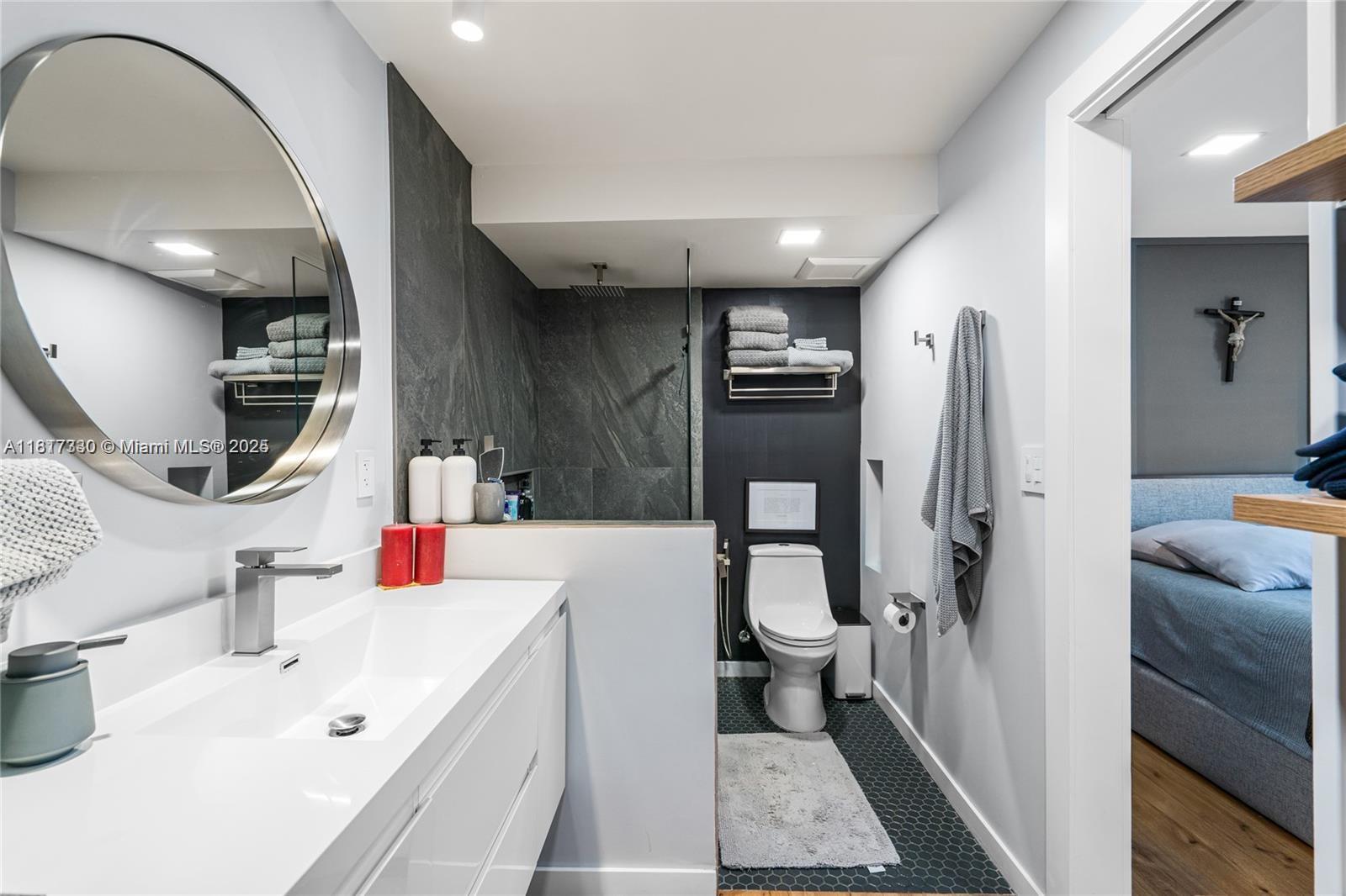 9310 Sunrise Lakes Blvd Unit: 206