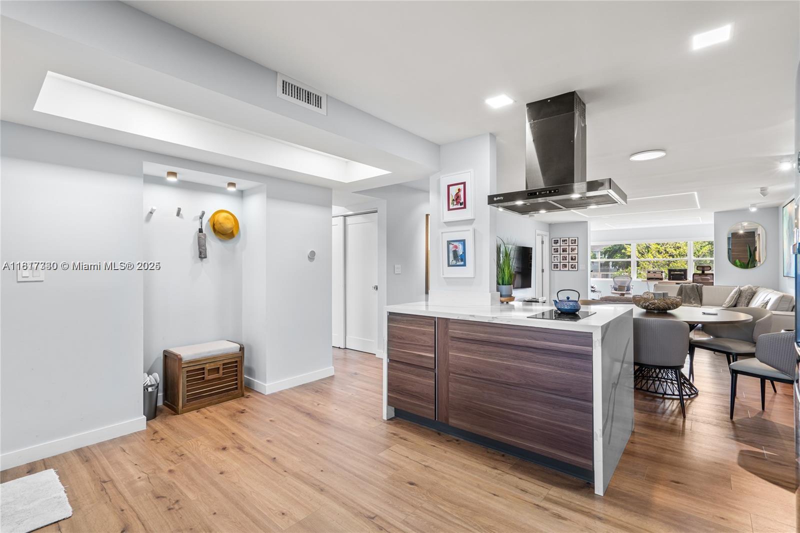 9310 Sunrise Lakes Blvd Unit: 206
