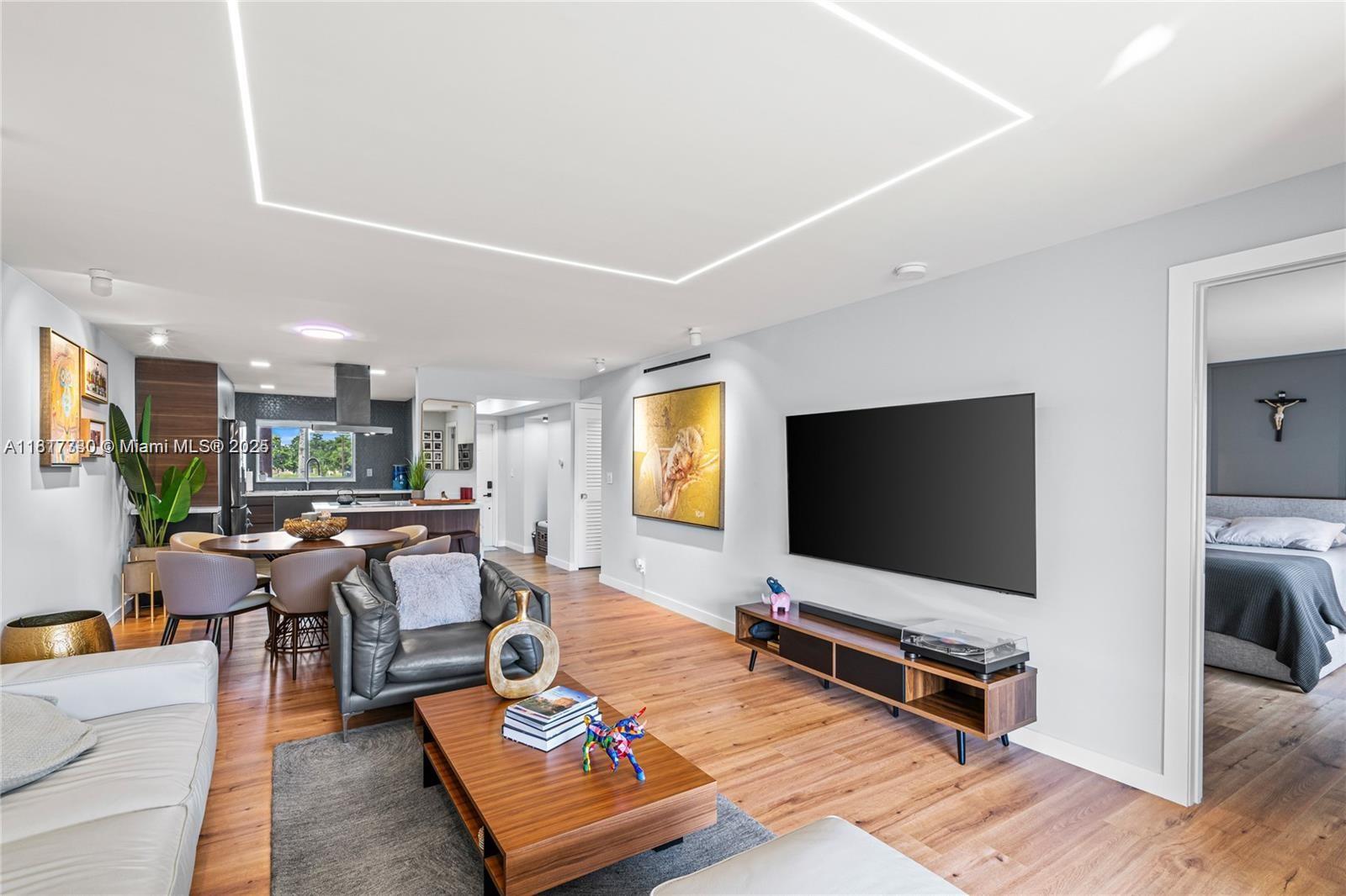 9310 Sunrise Lakes Blvd Unit: 206