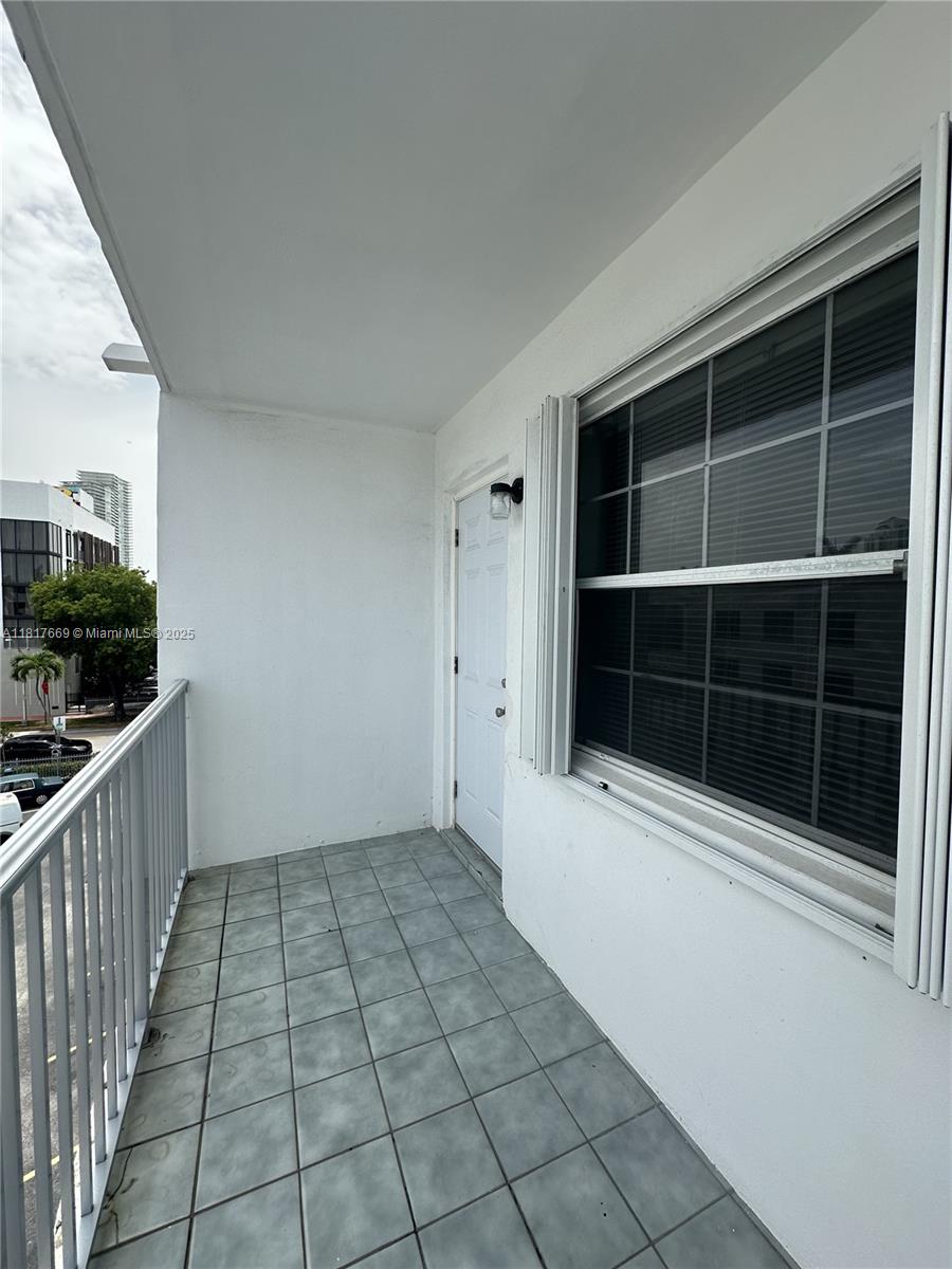 525 Meridian Ave # 406